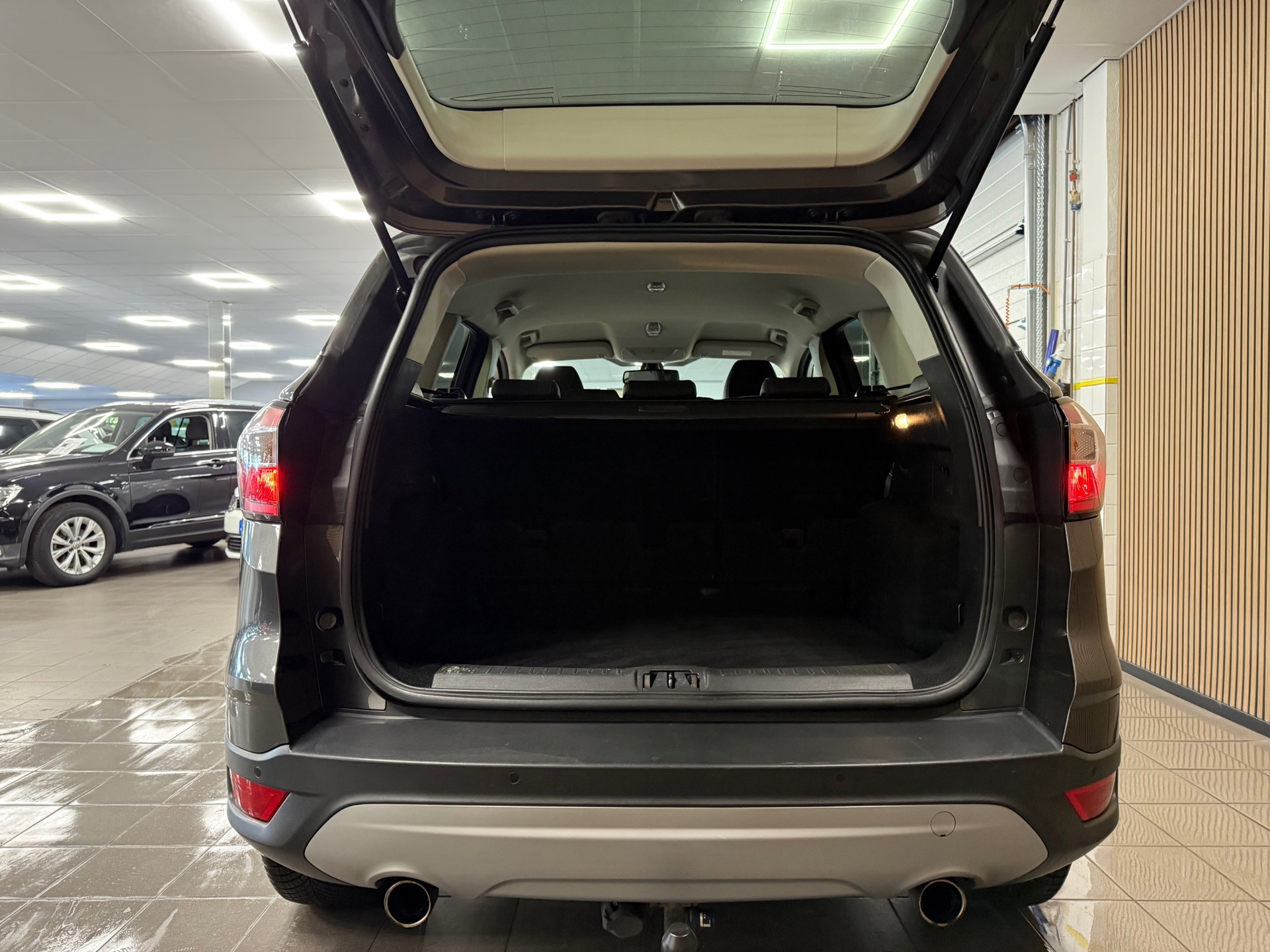https://www.autokooy.nl//xml/images/46287181-5.JPG