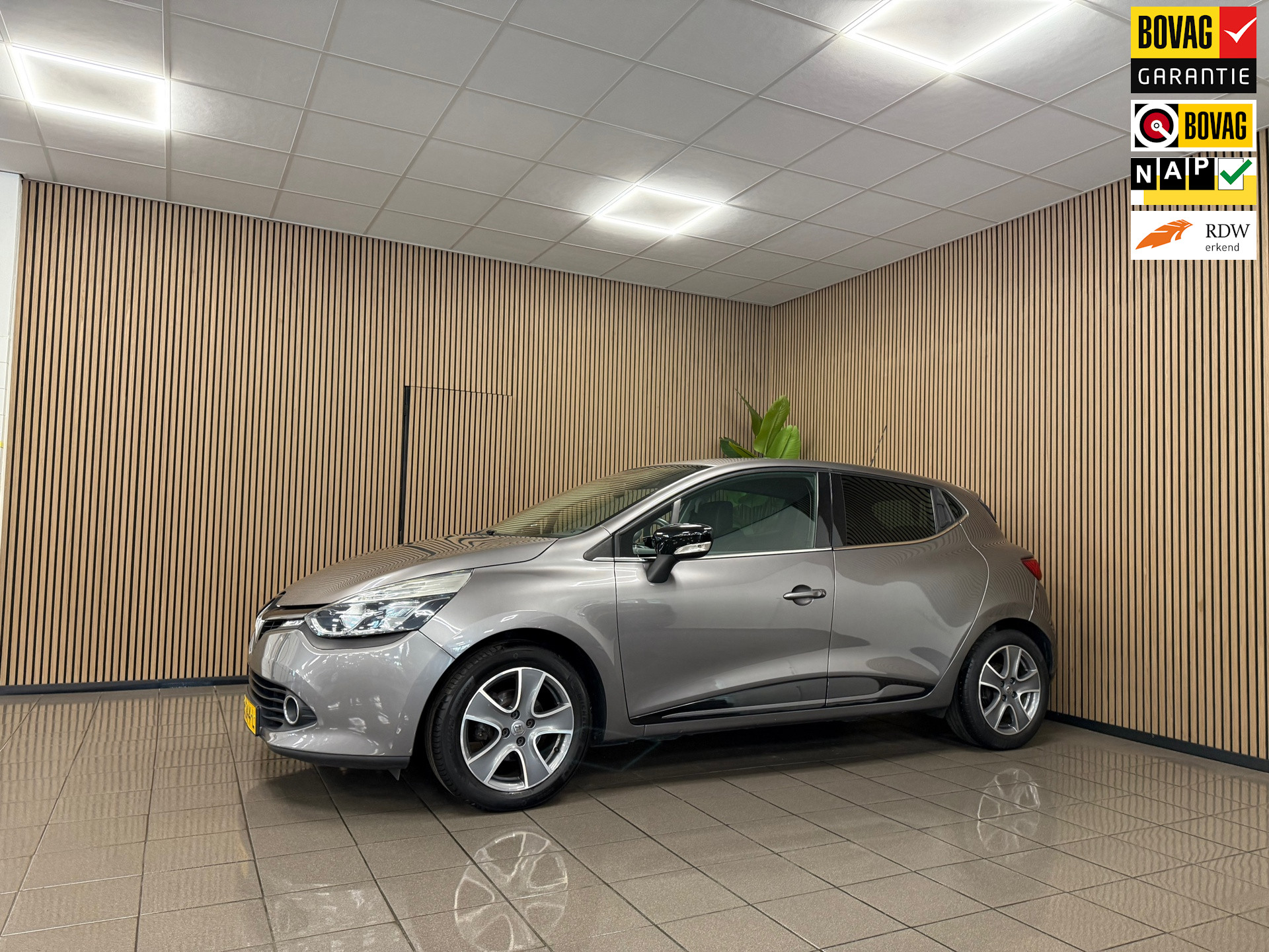 Renault Clio 0.9 TCe ECO Night&Day * Afn. Trekhaak / Navigatie / Cruise control / NL Auto *