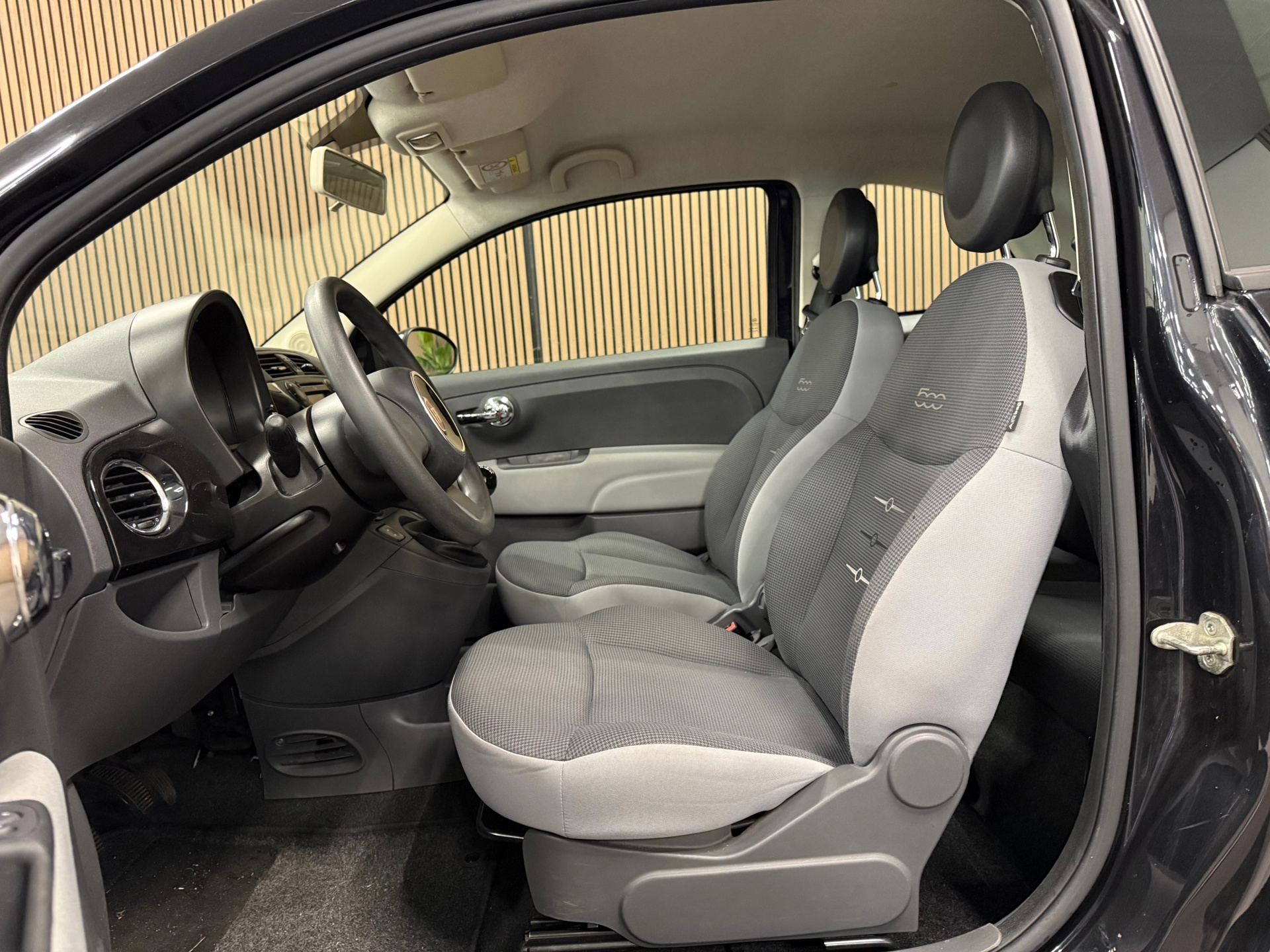 https://www.autokooy.nl//xml/images/46312983-11.JPG