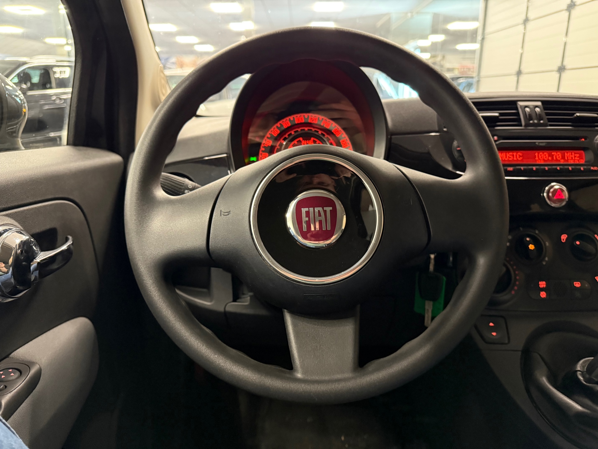https://www.autokooy.nl//xml/images/46312983-13.JPG