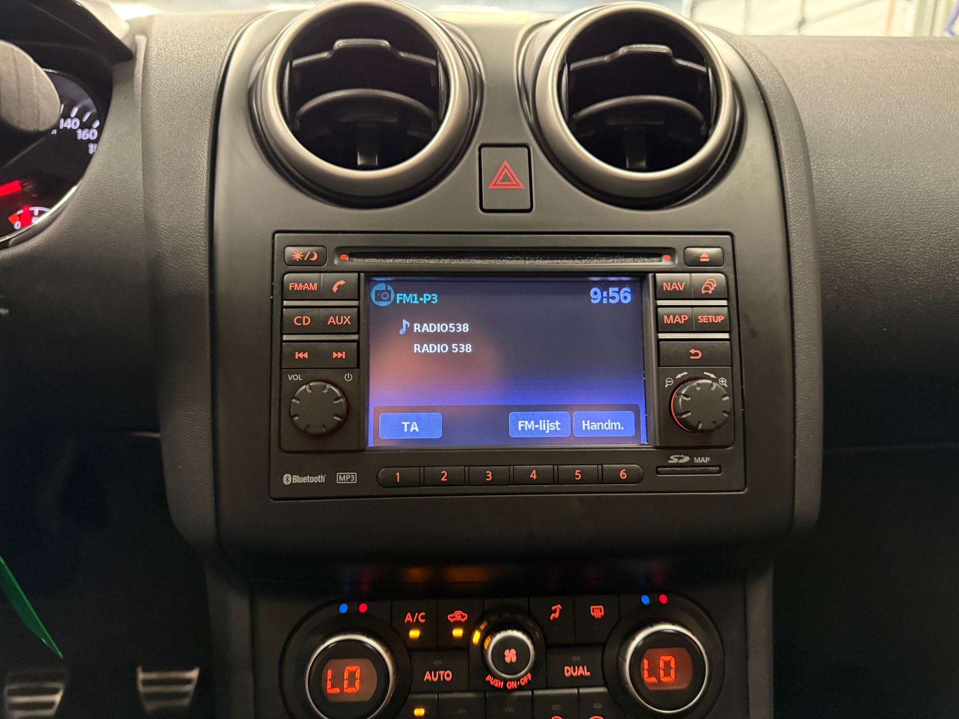 https://www.autokooy.nl//xml/images/46313210-16.JPG