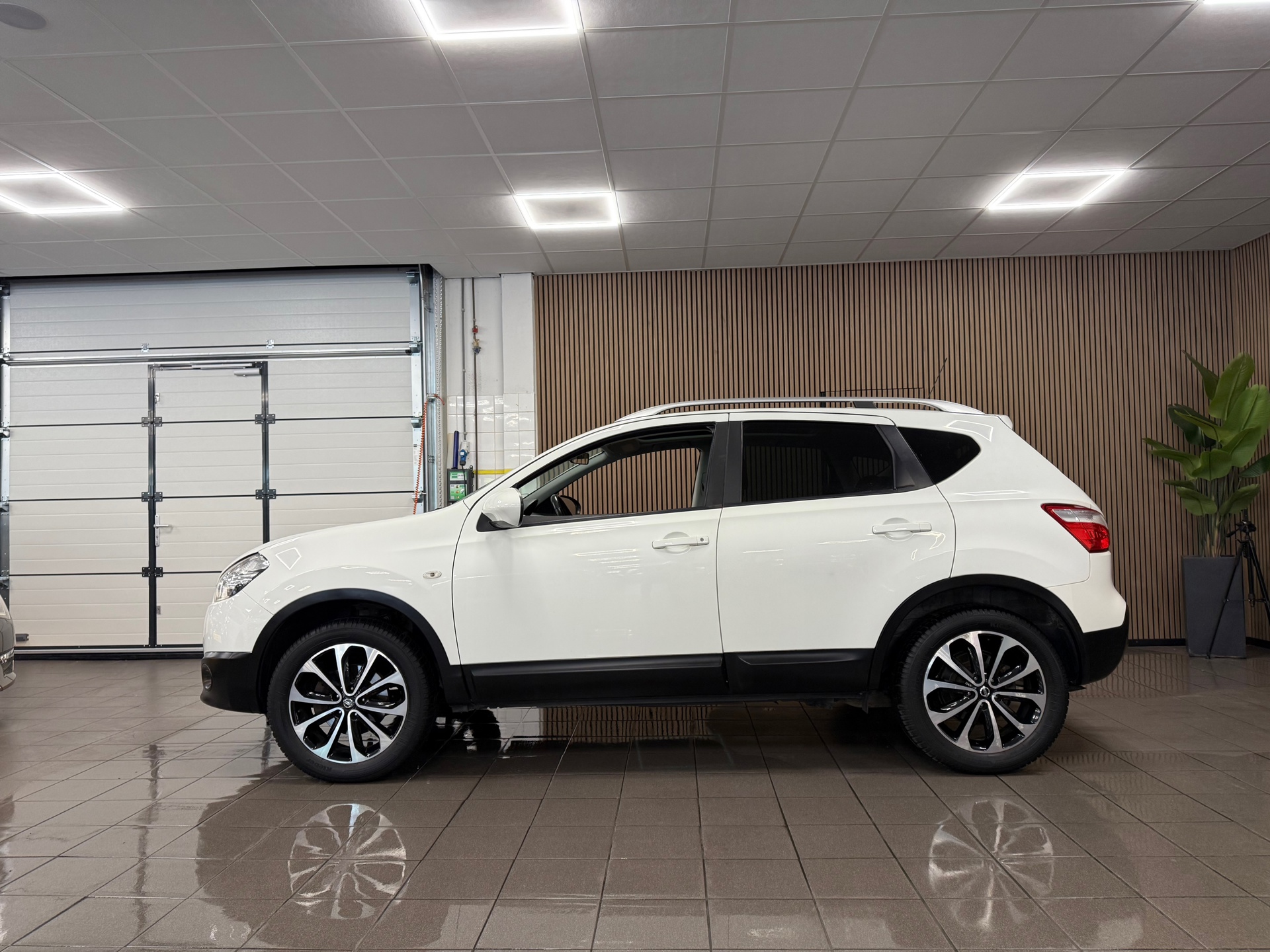 https://www.autokooy.nl//xml/images/46313210-2.JPG
