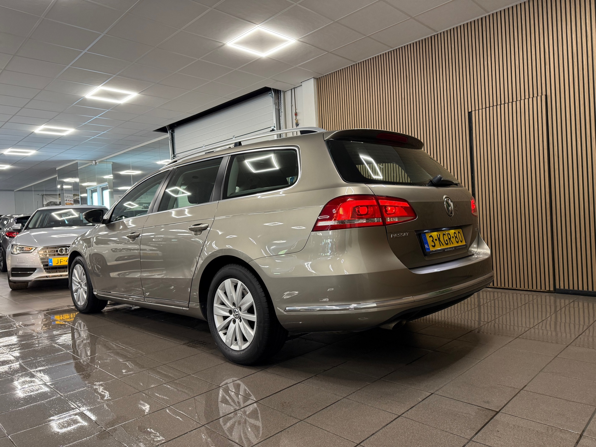 https://www.autokooy.nl//xml/images/46375550-3.JPG