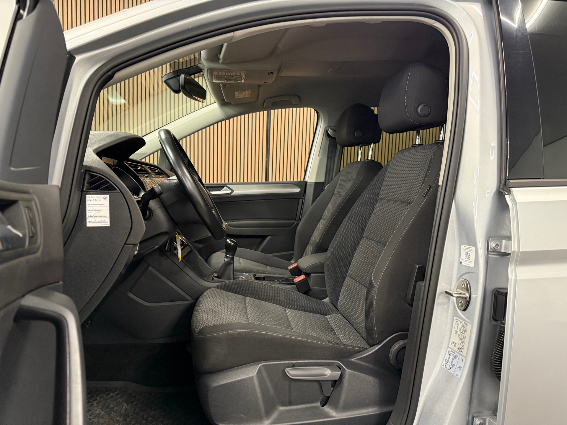 https://www.autokooy.nl//xml/images/46377443-12.JPG