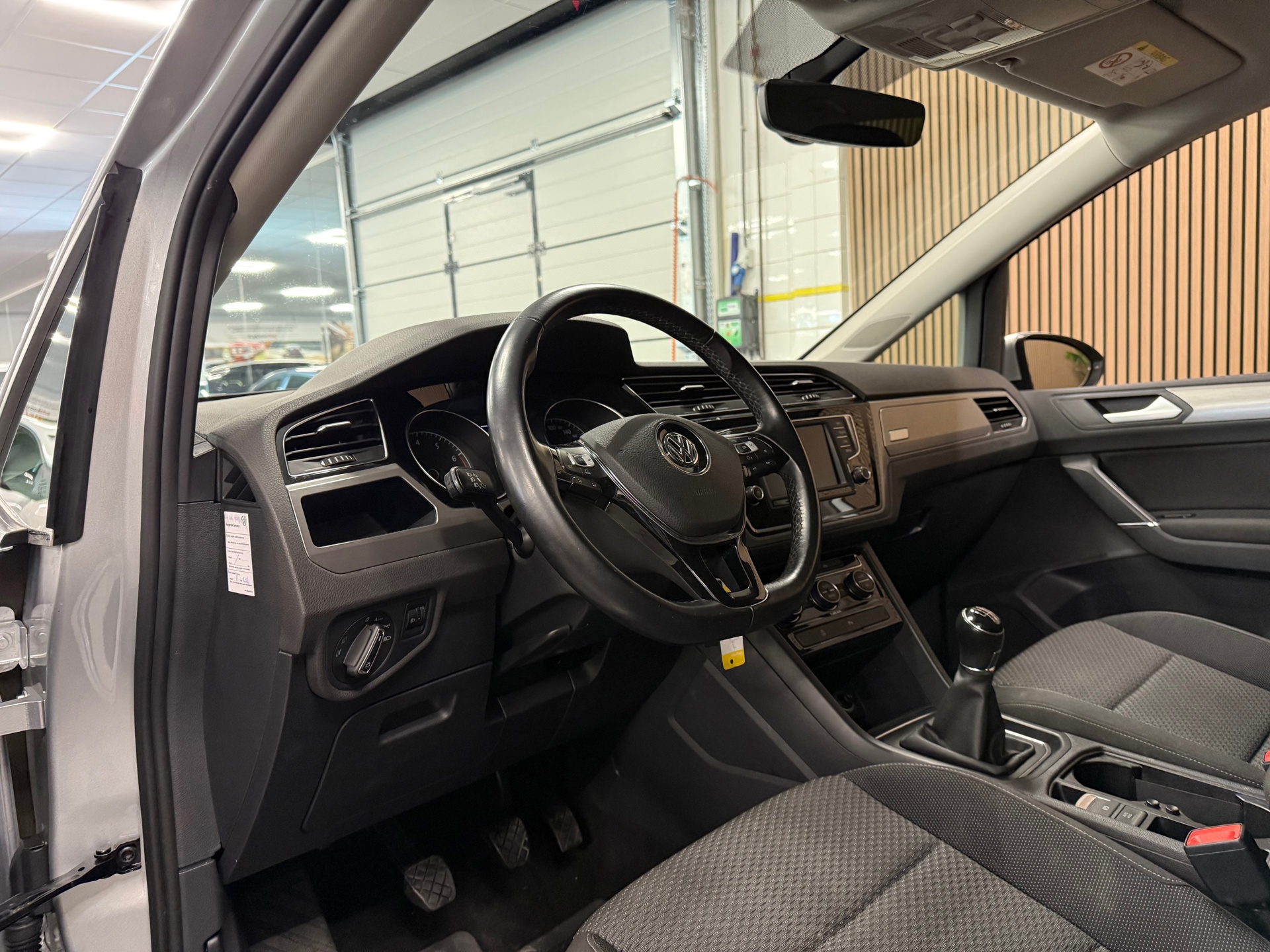 https://www.autokooy.nl//xml/images/46377443-13.JPG