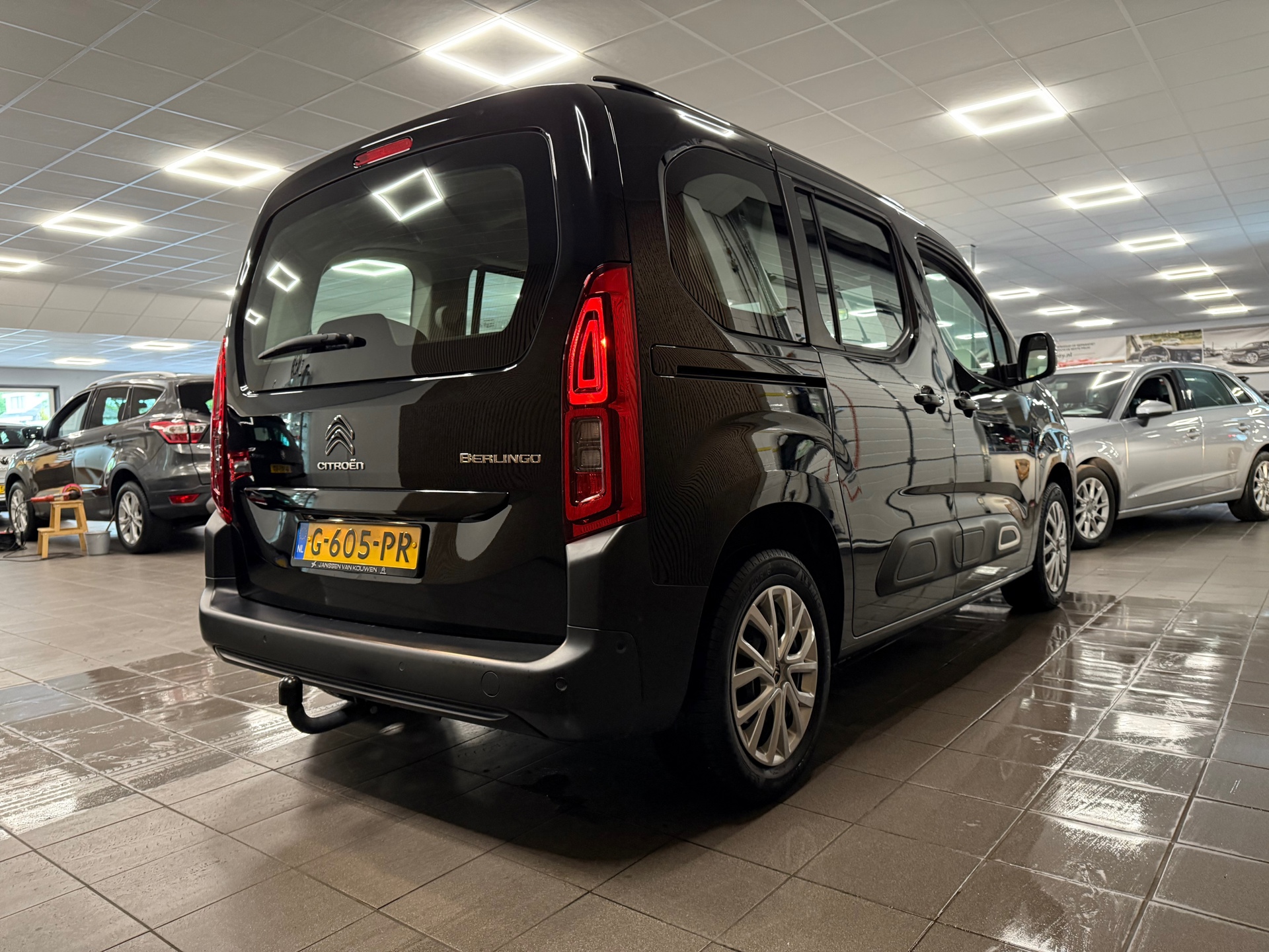 https://www.autokooy.nl//xml/images/46402744-6.JPG