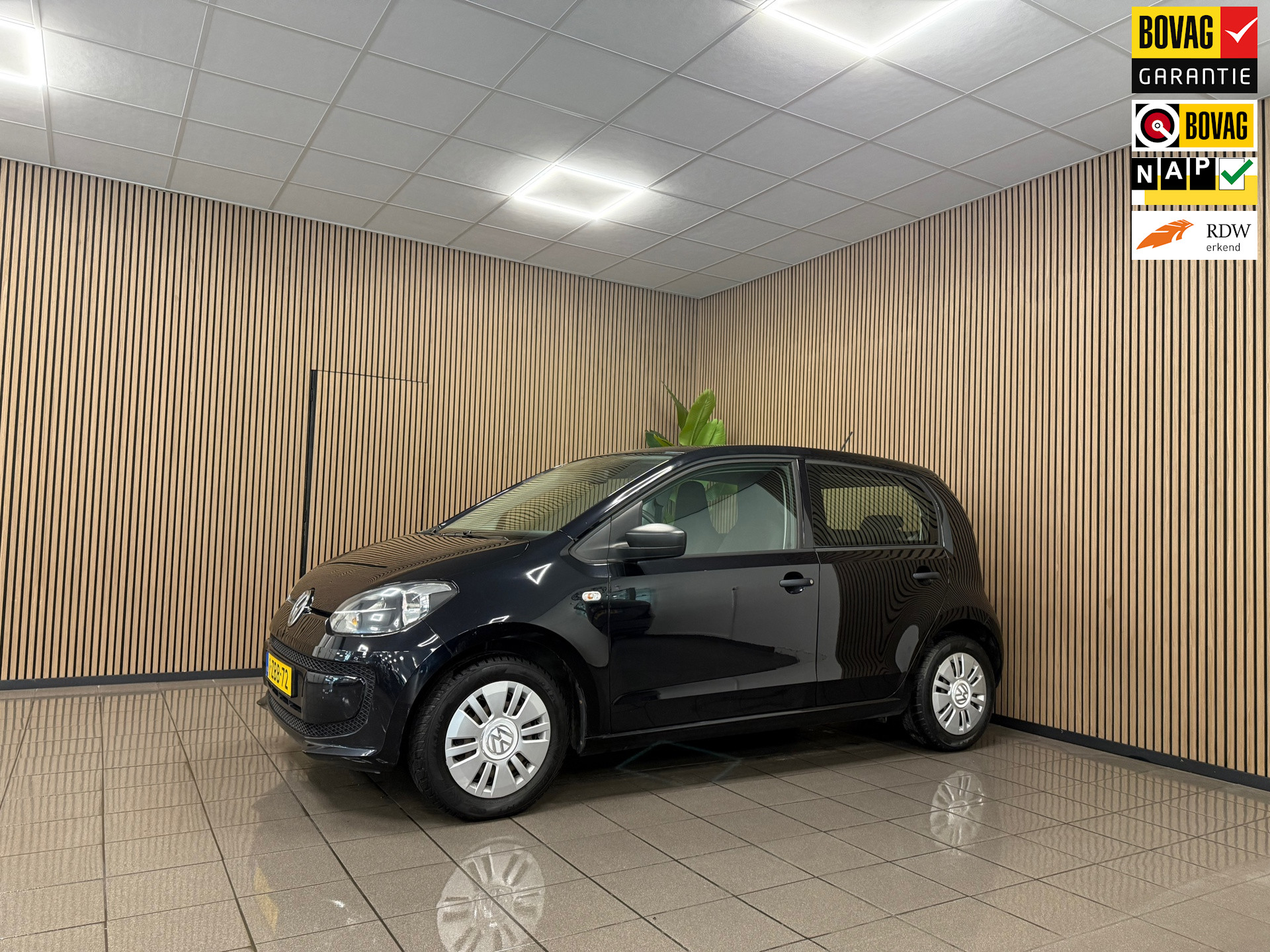 Volkswagen Up! 1.0 take up! BlueMotion * 5 Deurs / NL Auto / Nieuwe APK *