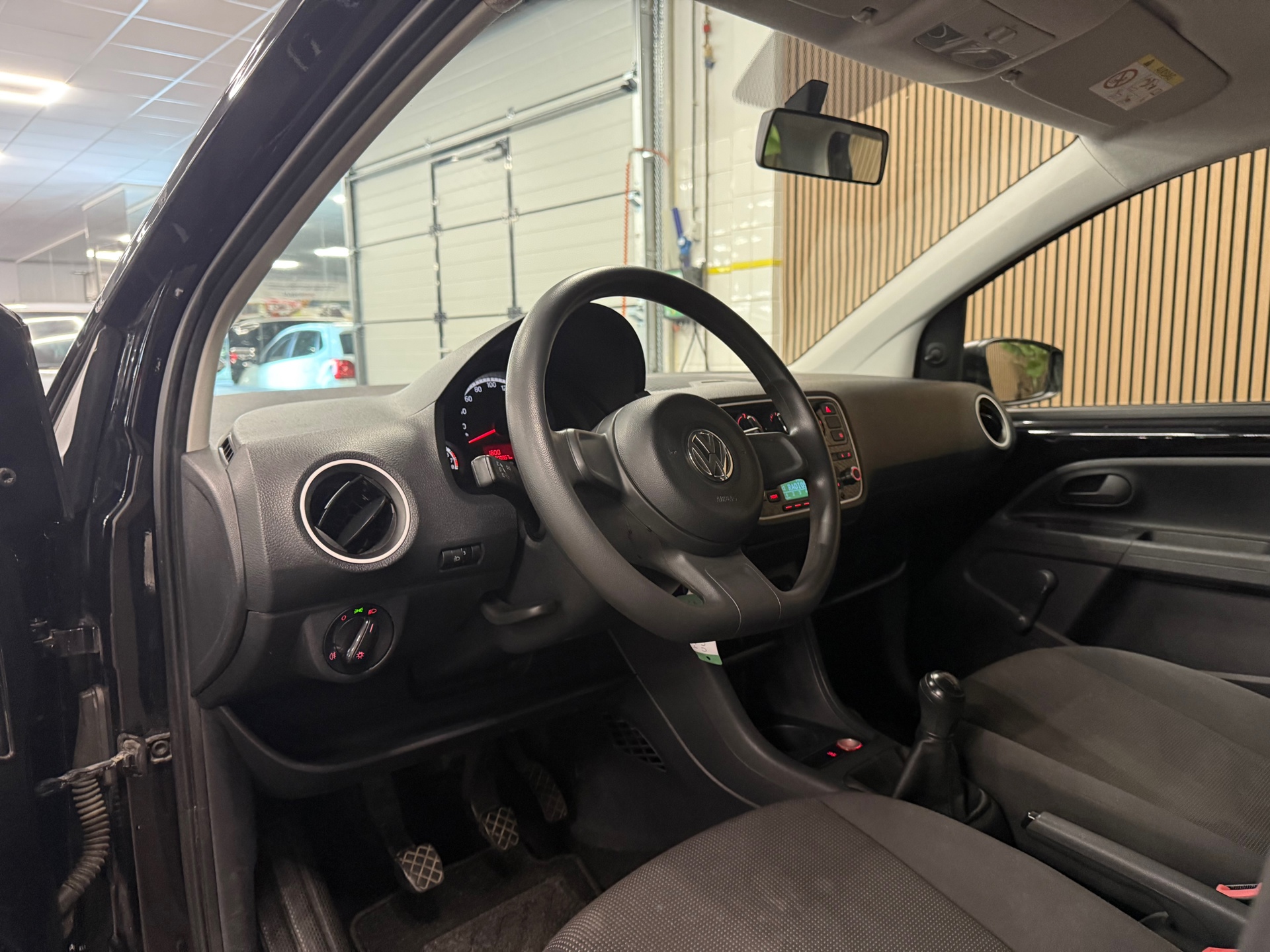 https://www.autokooy.nl//xml/images/46429925-12.JPG