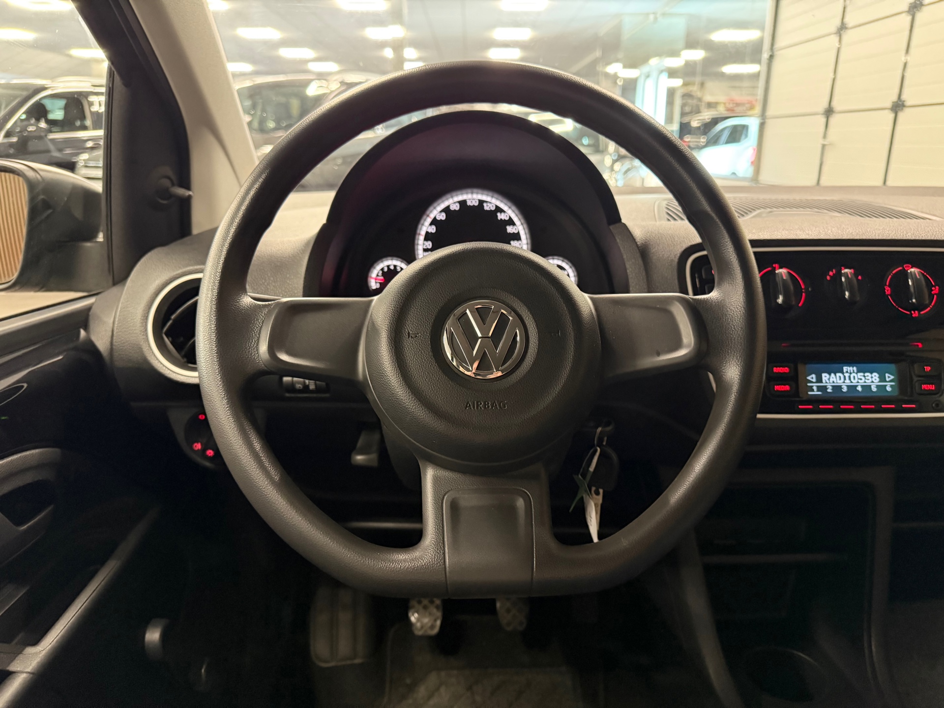 https://www.autokooy.nl//xml/images/46429925-13.JPG