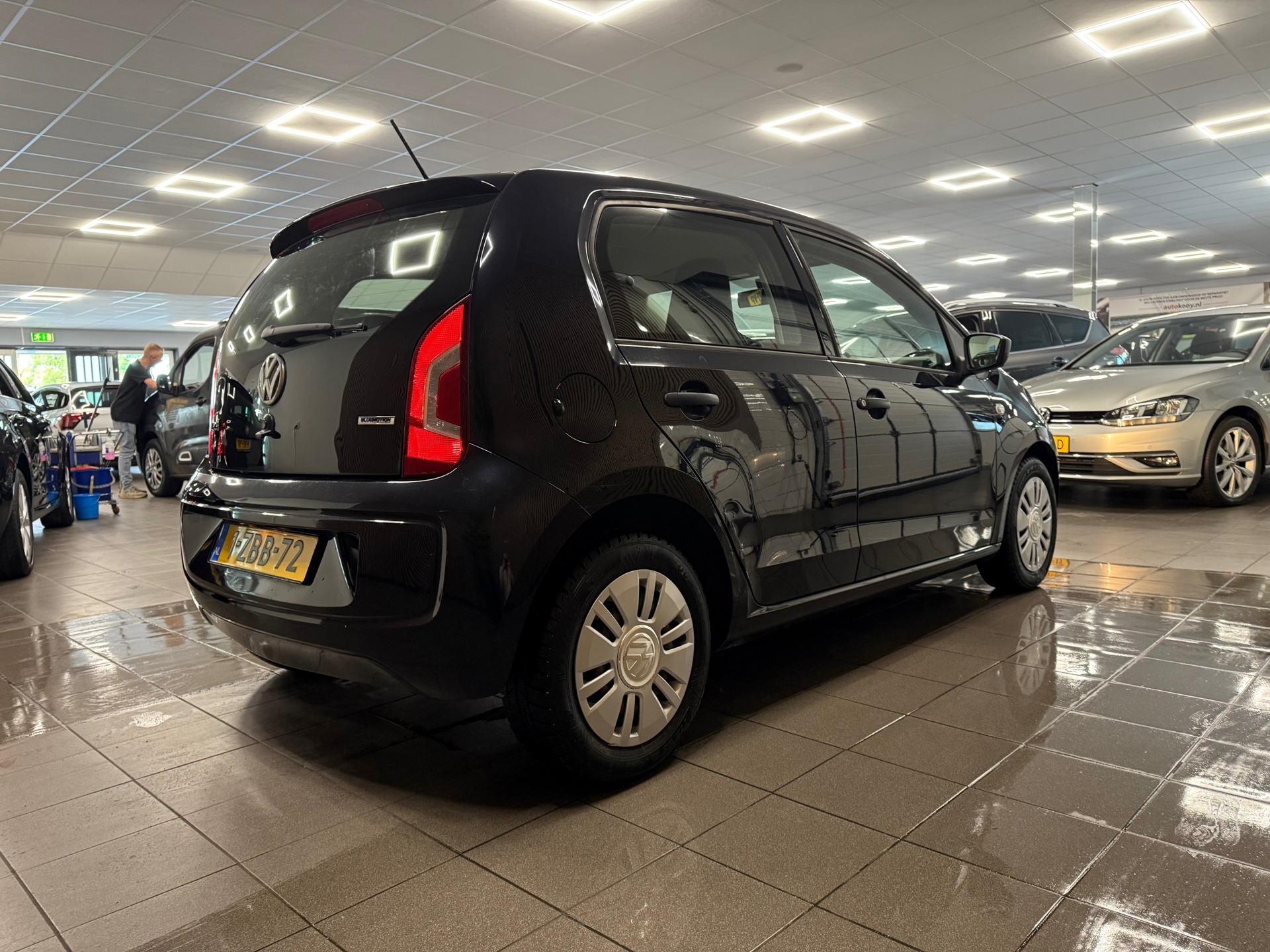https://www.autokooy.nl//xml/images/46429925-6.JPG