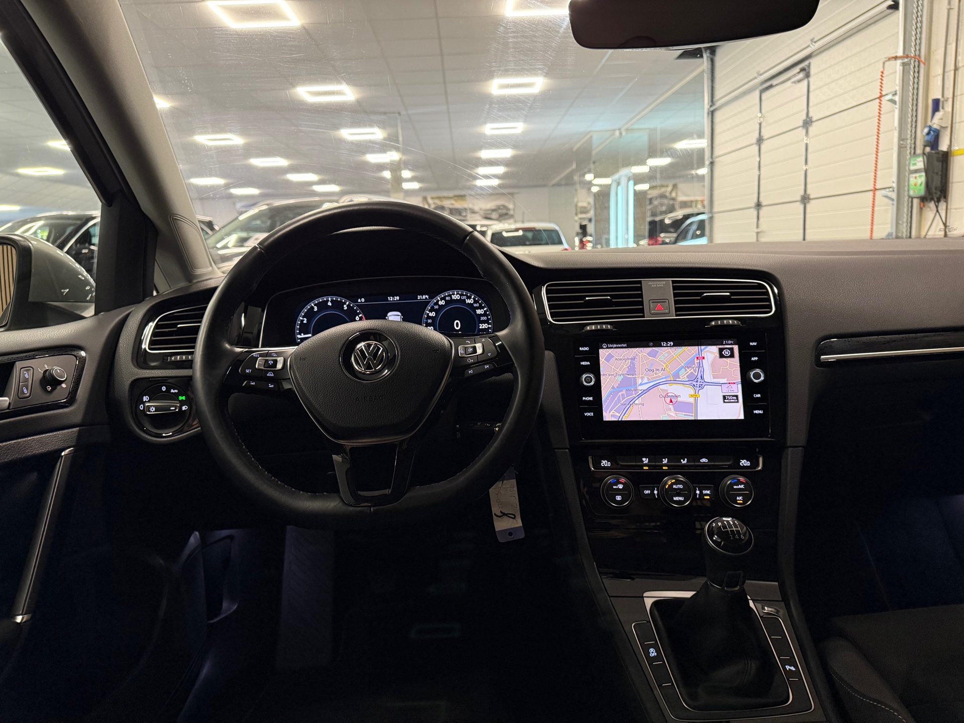 https://www.autokooy.nl//xml/images/46430043-22.JPG