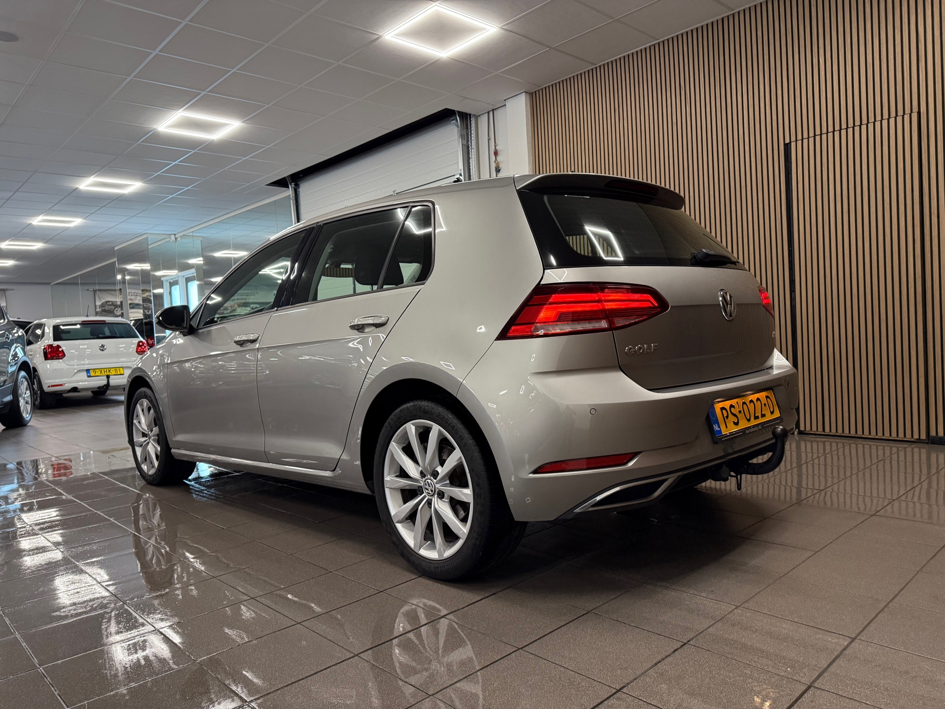 https://www.autokooy.nl//xml/images/46430043-3.JPG