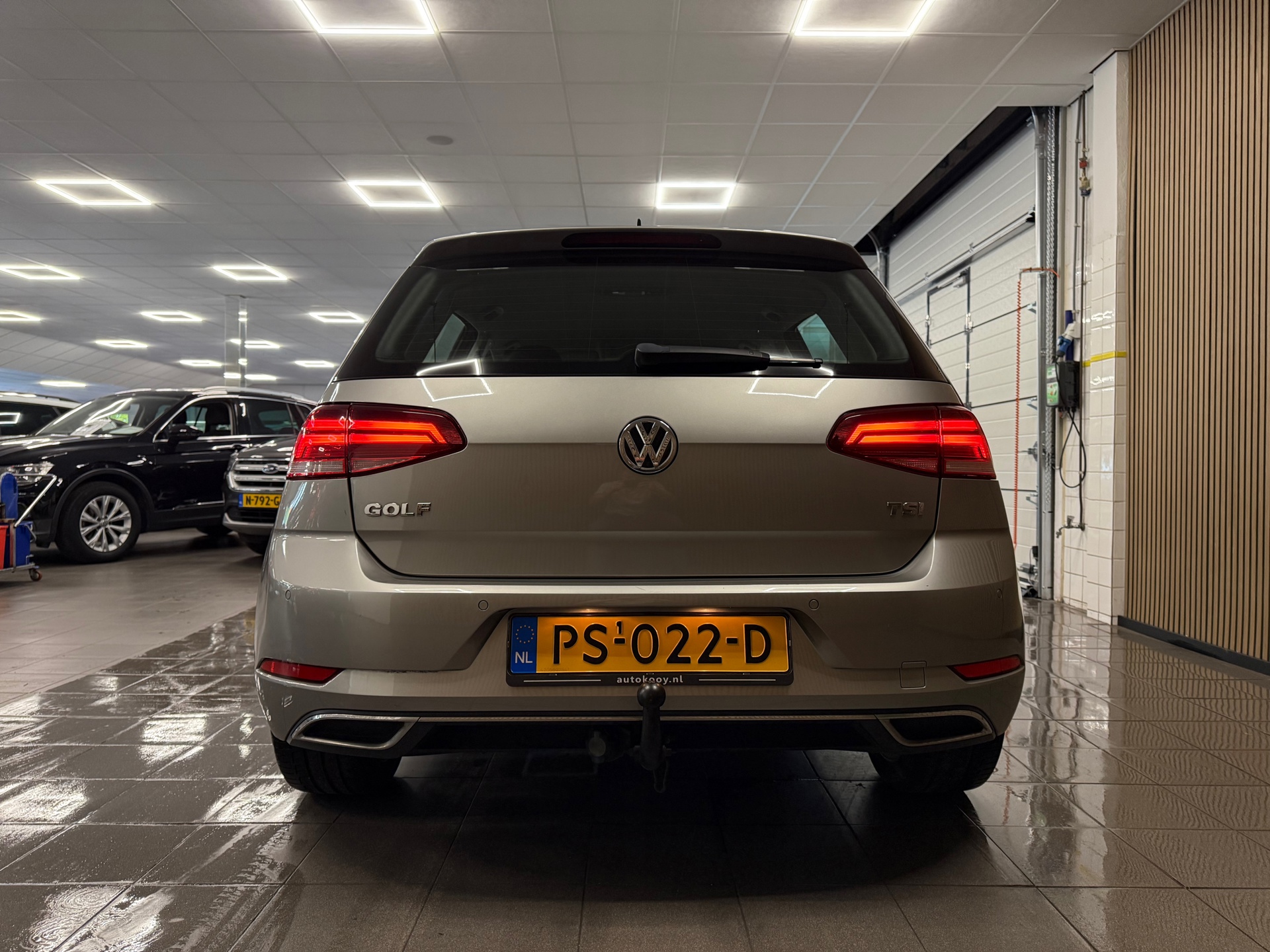 https://www.autokooy.nl//xml/images/46430043-4.JPG