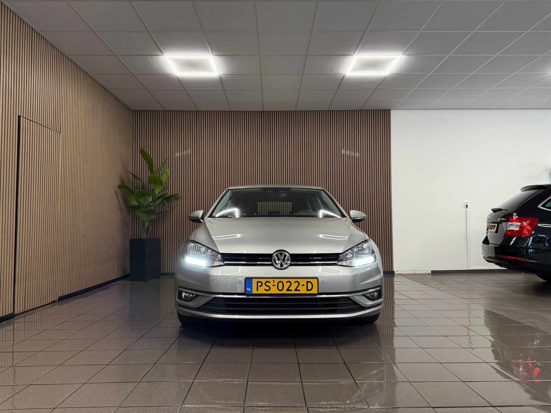 https://www.autokooy.nl//xml/images/46430043-9.JPG