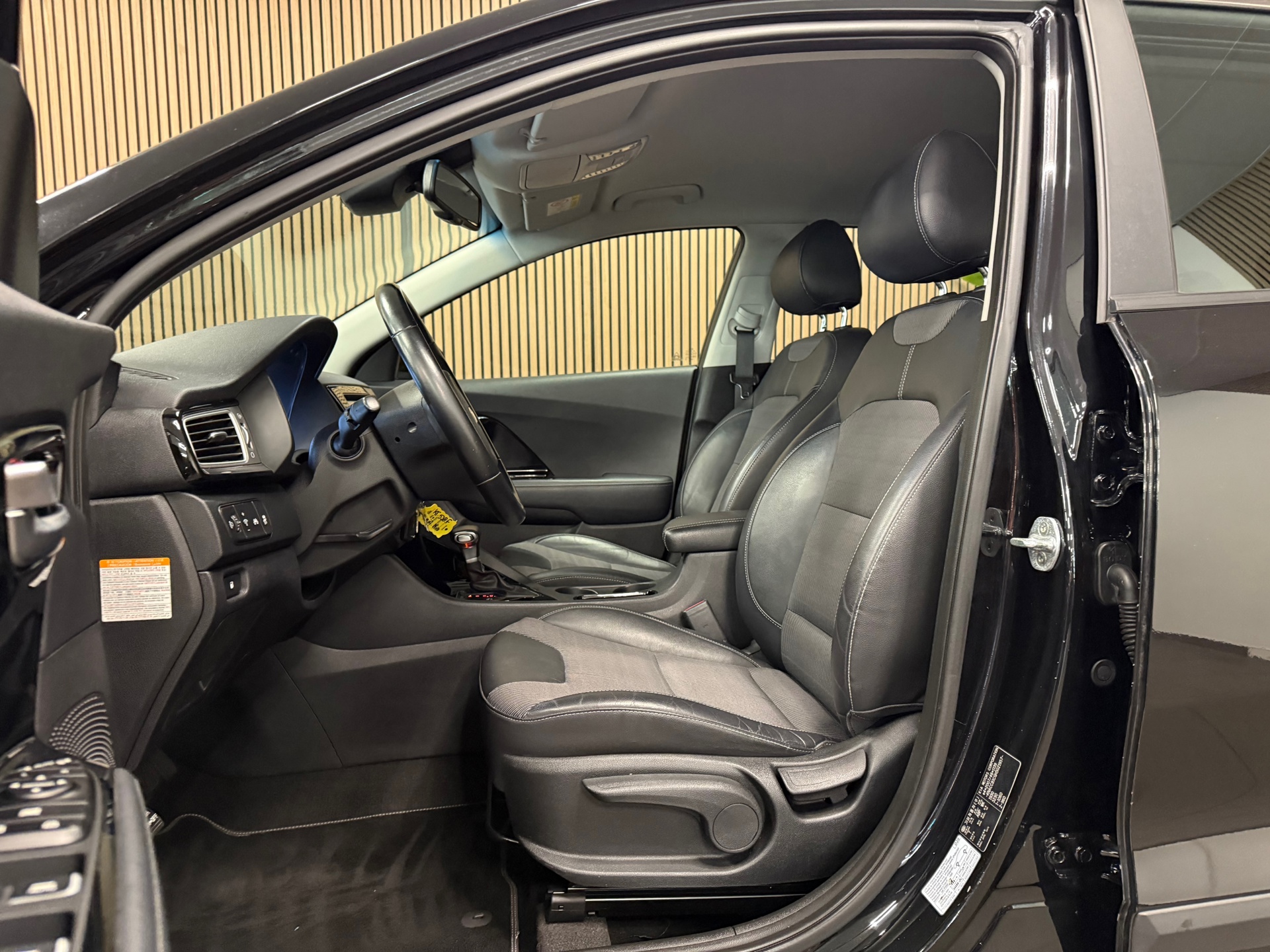 https://www.autokooy.nl//xml/images/46457432-11.JPG