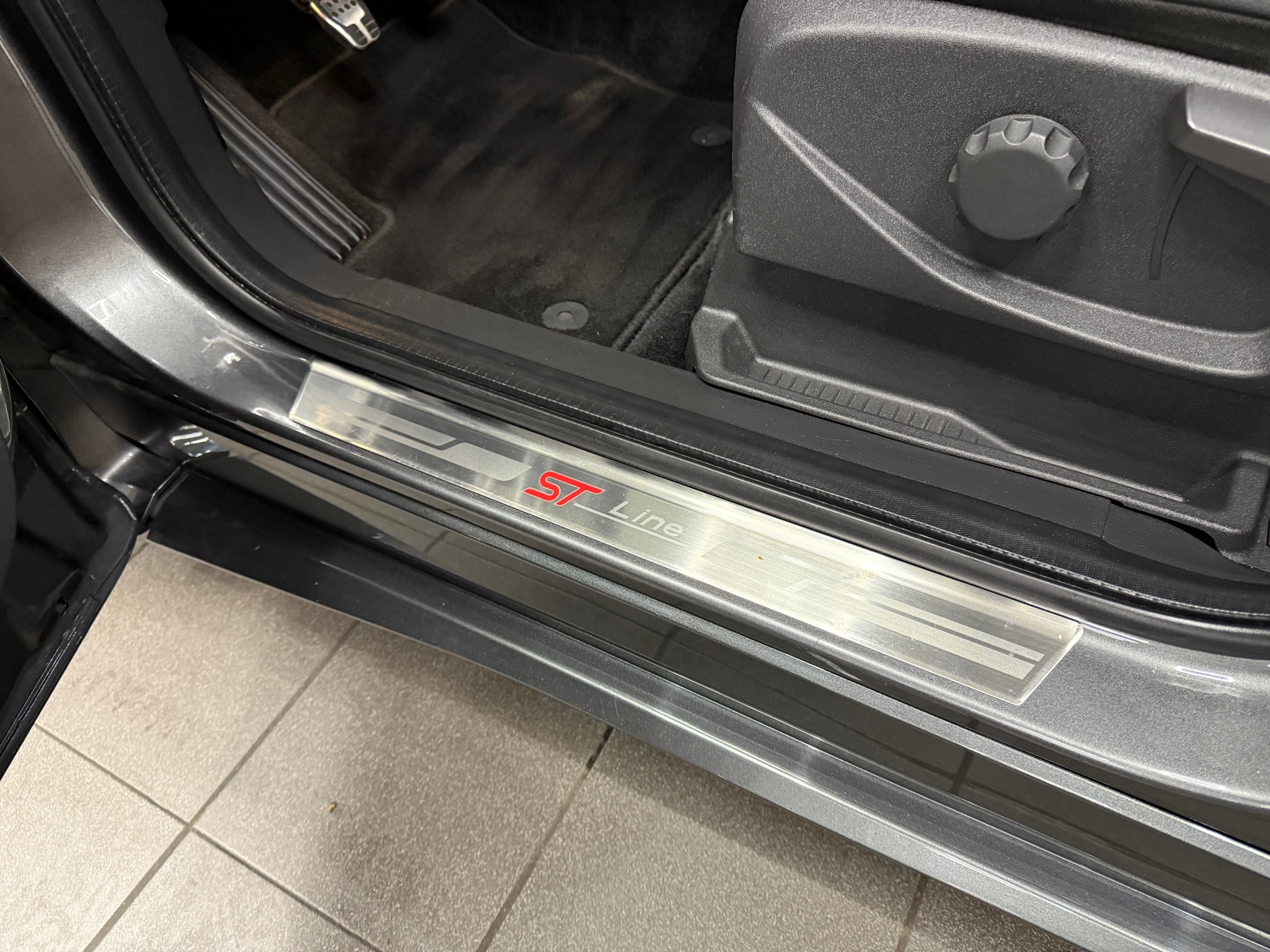 https://www.autokooy.nl//xml/images/46482937-12.JPG