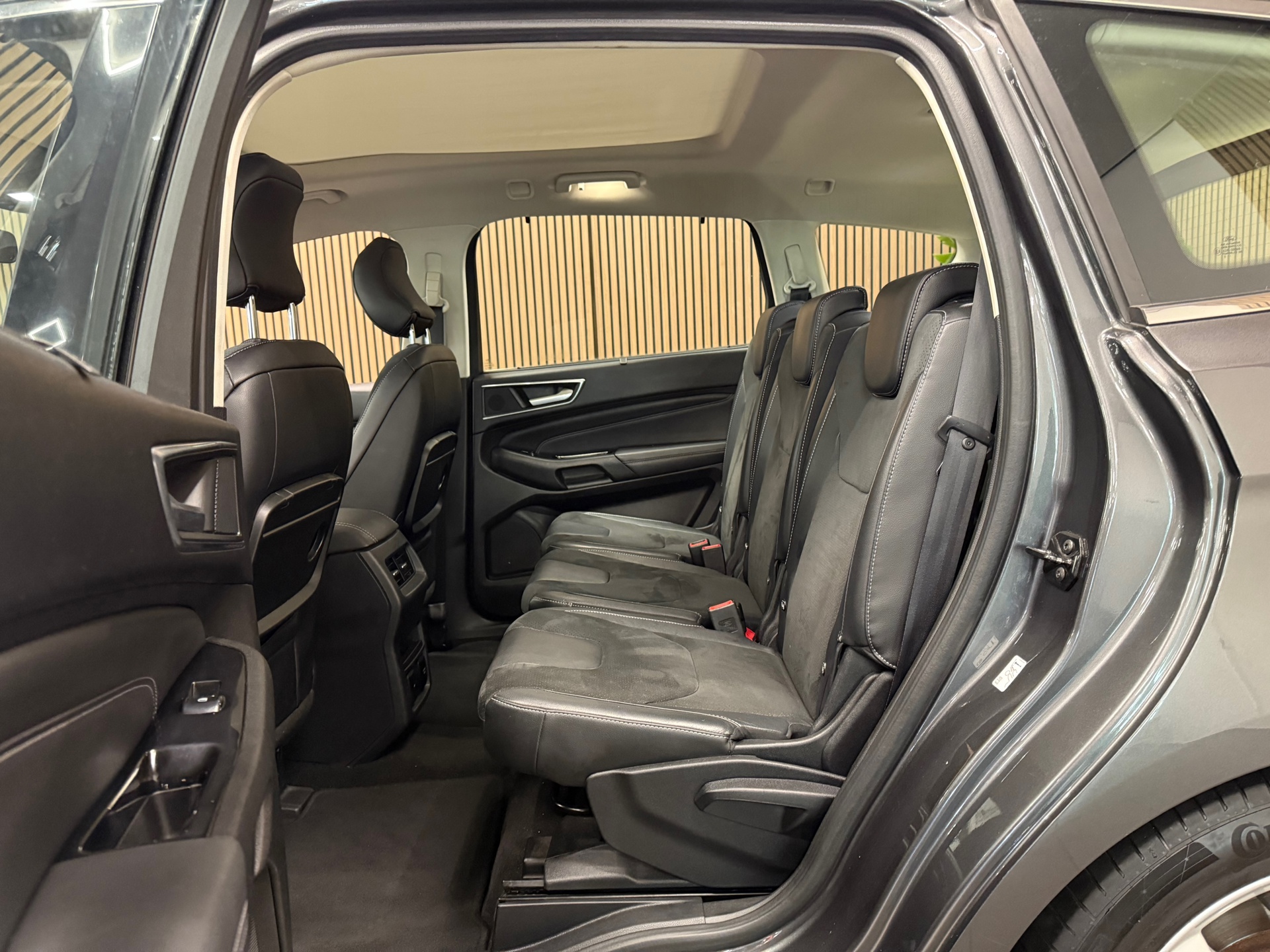 https://www.autokooy.nl//xml/images/46523026-22.JPG