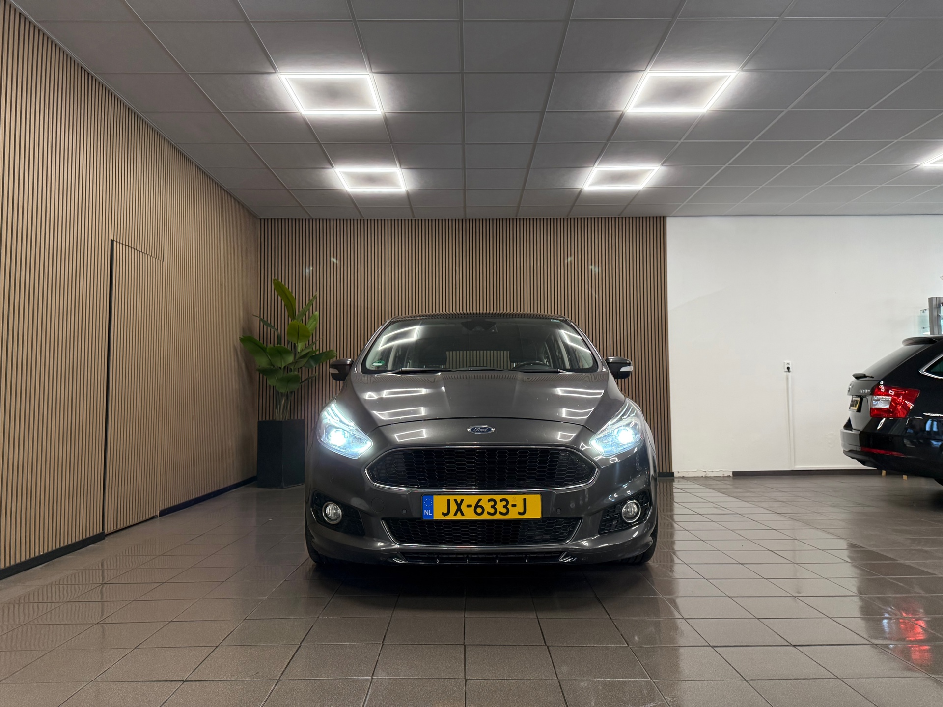 https://www.autokooy.nl//xml/images/46523026-9.JPG