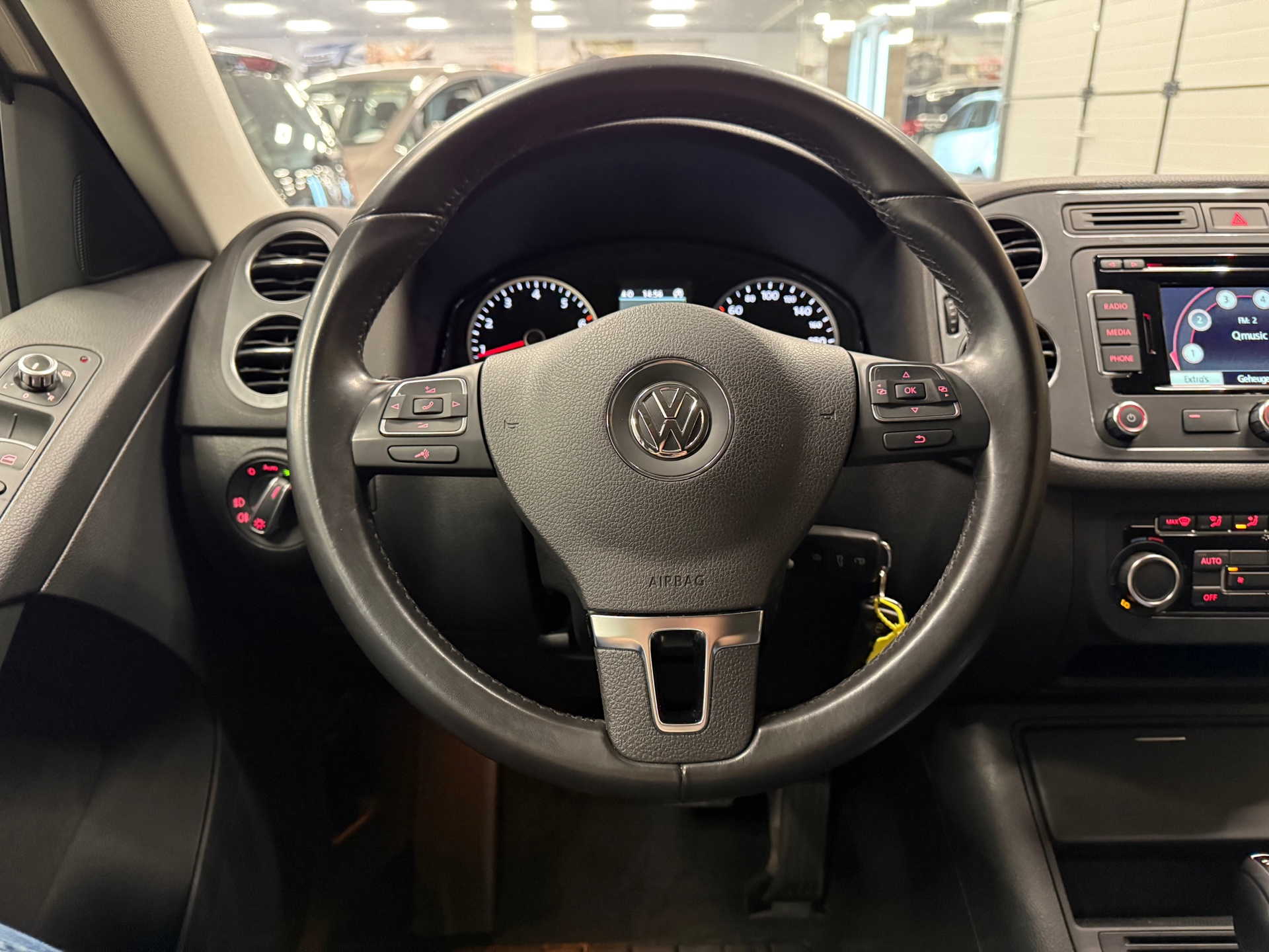 https://www.autokooy.nl//xml/images/46543656-13.JPG