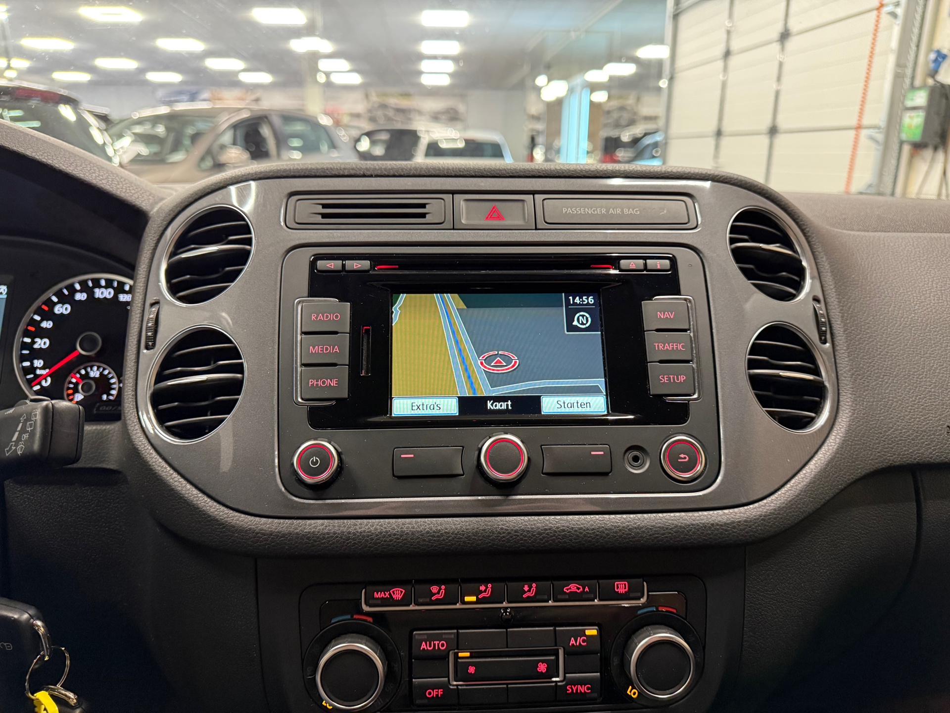 https://www.autokooy.nl//xml/images/46543656-17.JPG