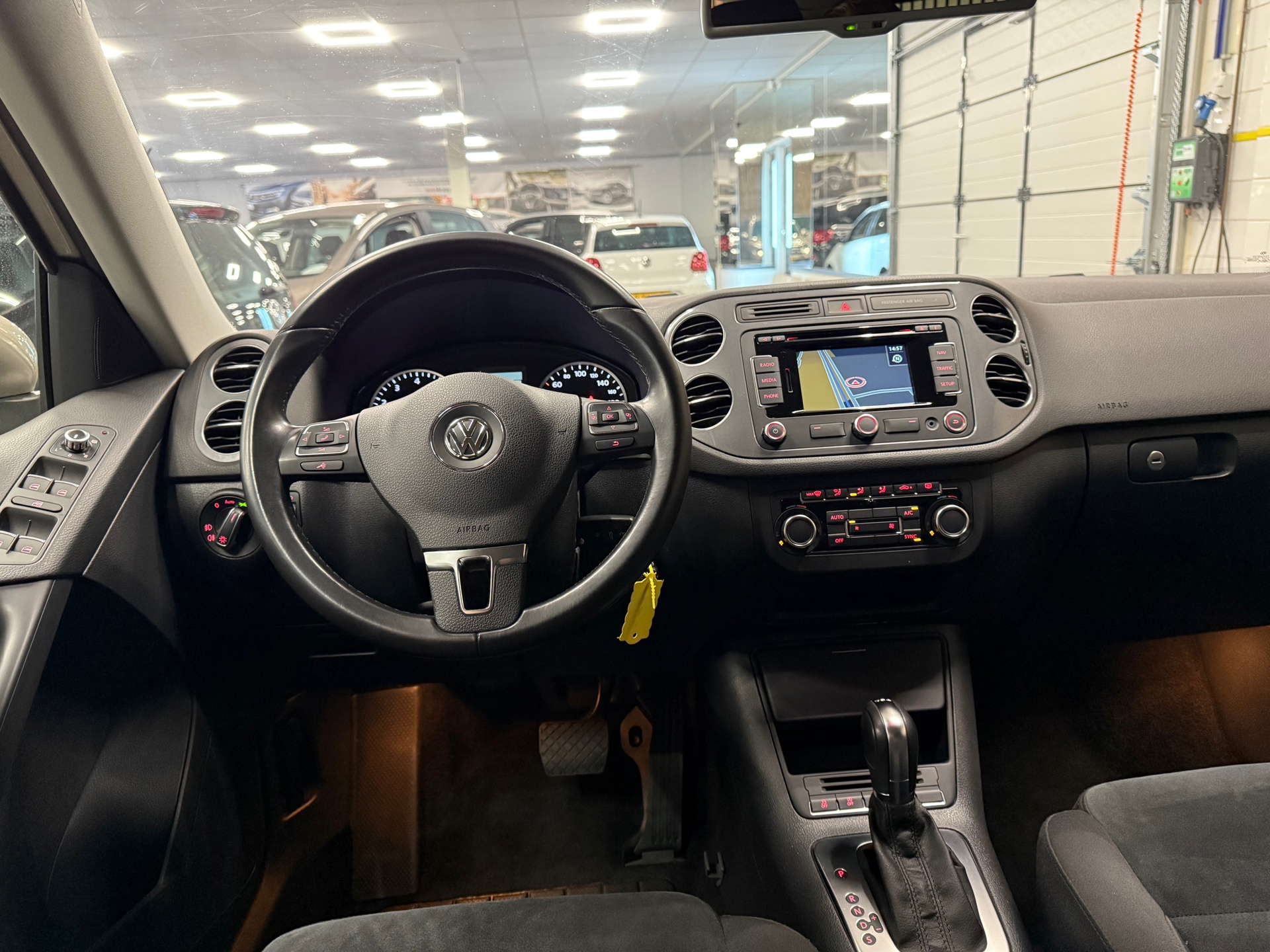 https://www.autokooy.nl//xml/images/46543656-22.JPG