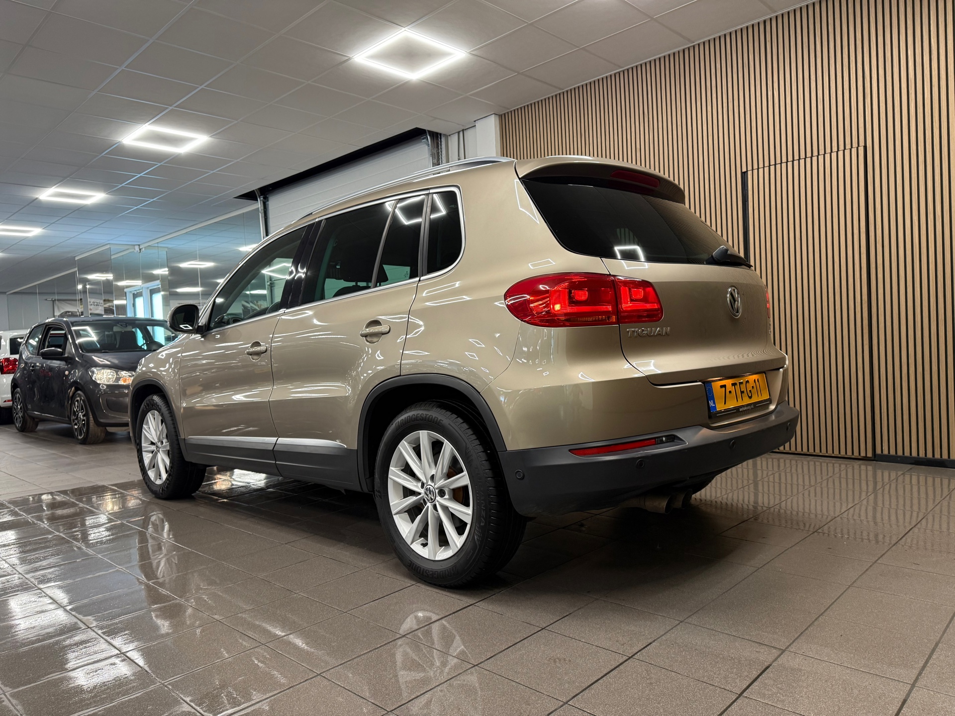 https://www.autokooy.nl//xml/images/46543656-3.JPG