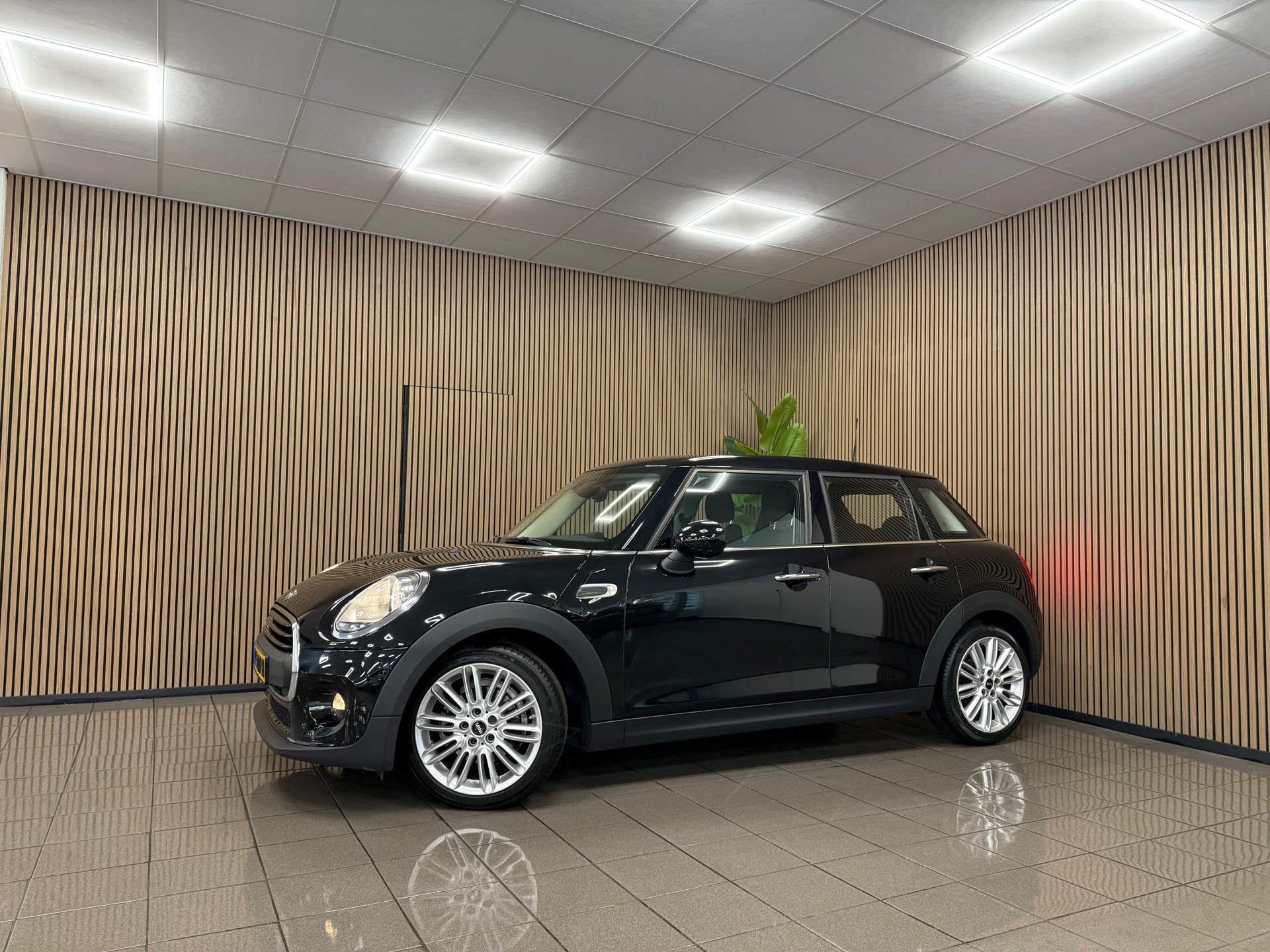 https://www.autokooy.nl//xml/images/46591538-9.JPG