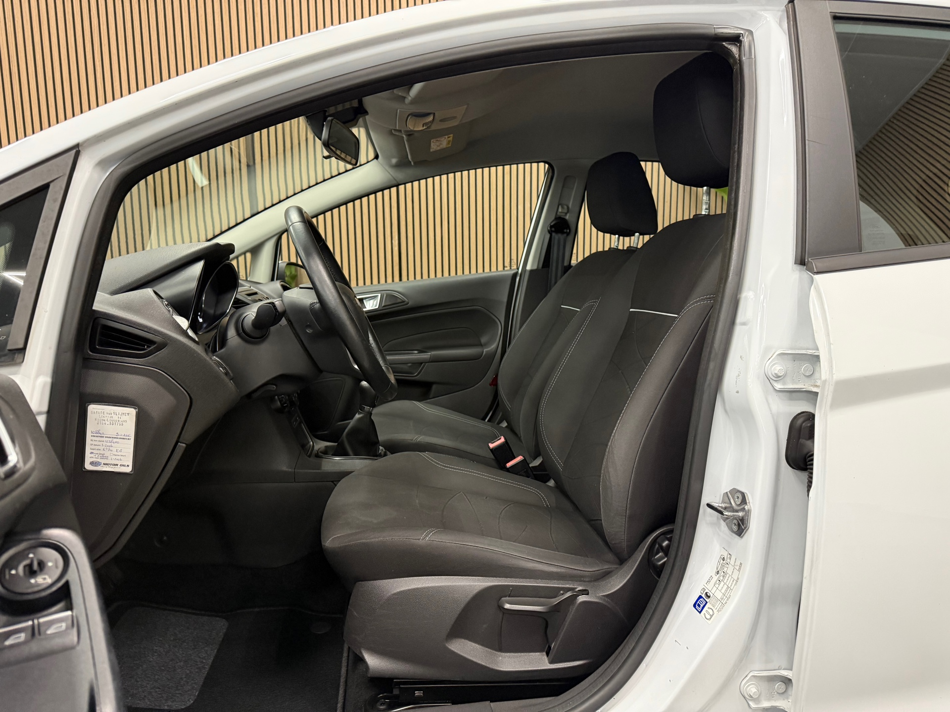 https://www.autokooy.nl//xml/images/46591604-12.JPG