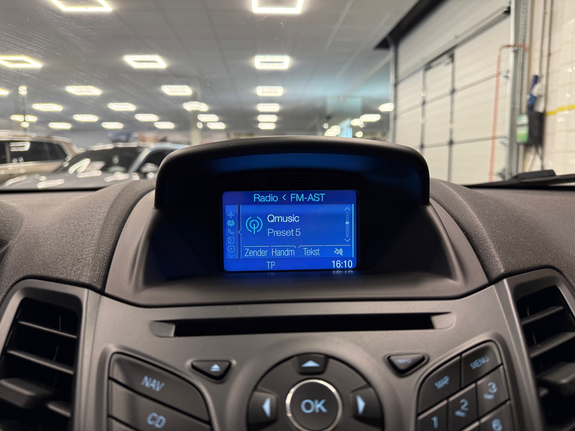 https://www.autokooy.nl//xml/images/46591604-16.JPG
