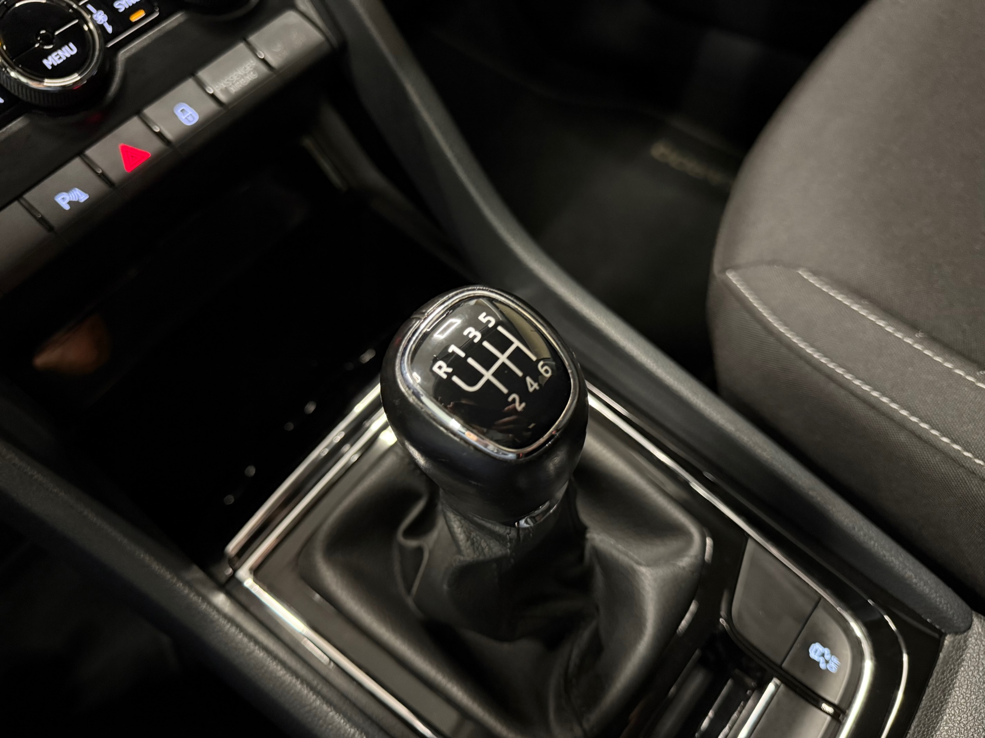 https://www.autokooy.nl//xml/images/46591715-21.JPG