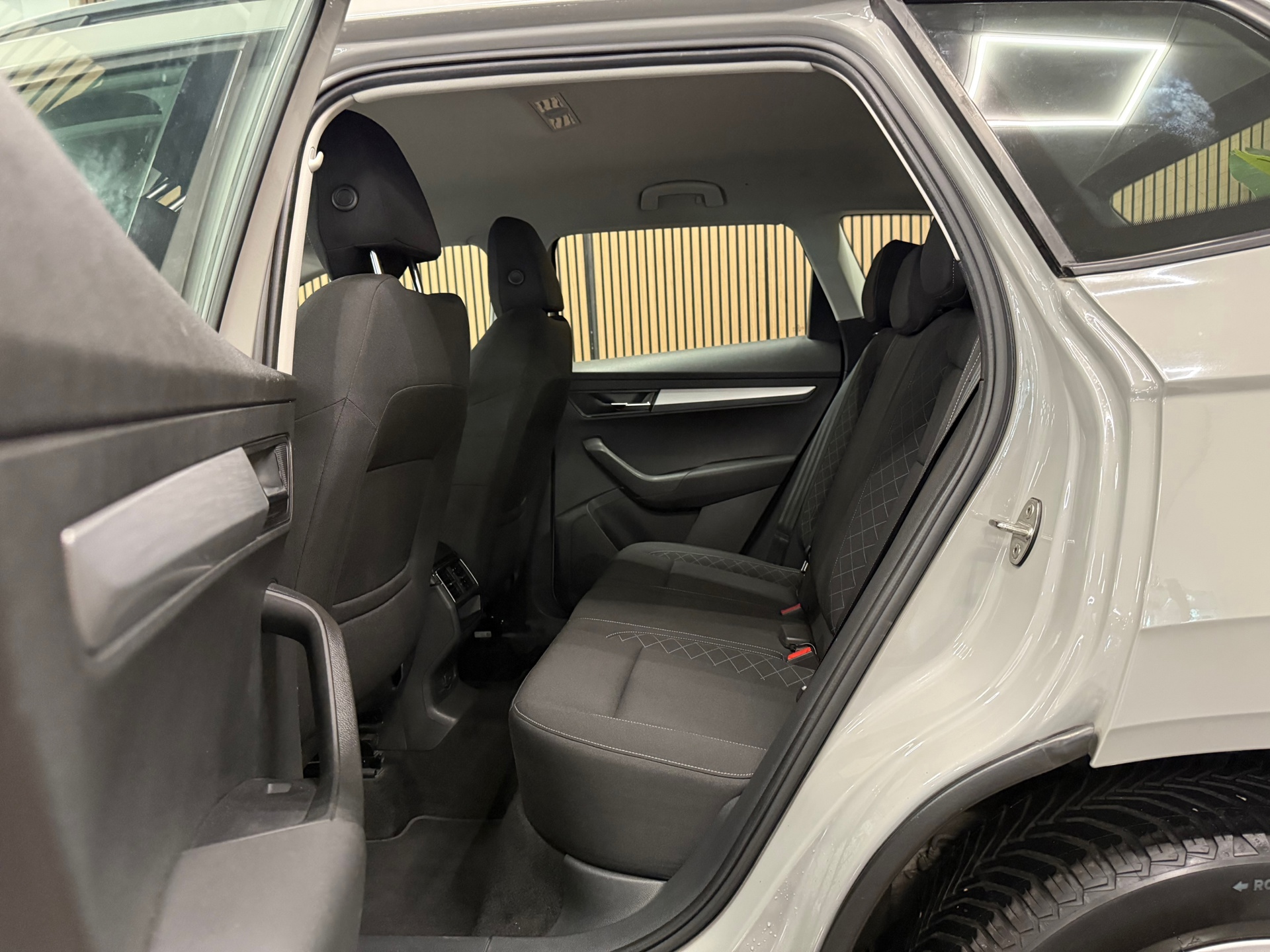 https://www.autokooy.nl//xml/images/46591715-23.JPG