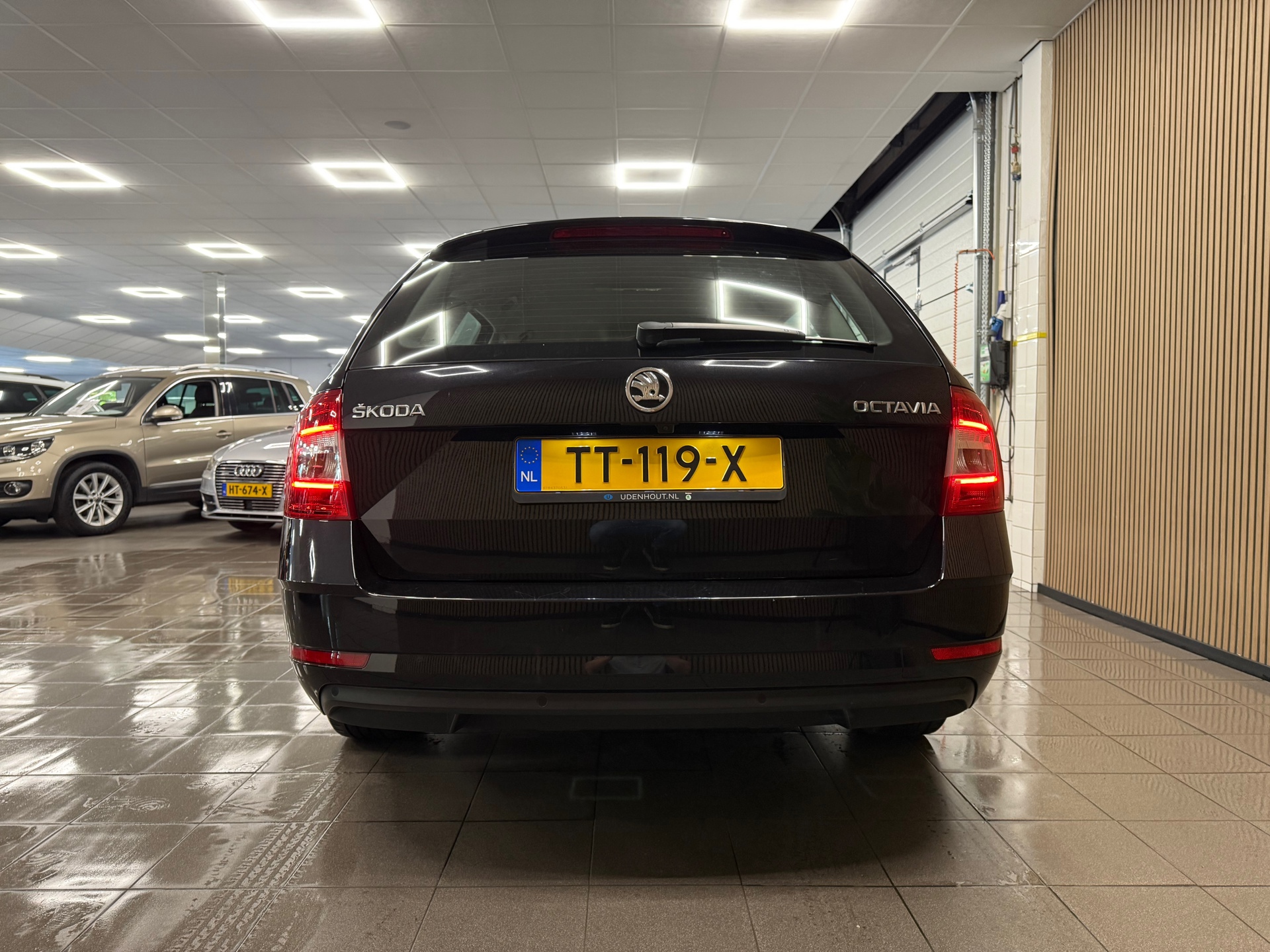 https://www.autokooy.nl//xml/images/46592317-4.JPG