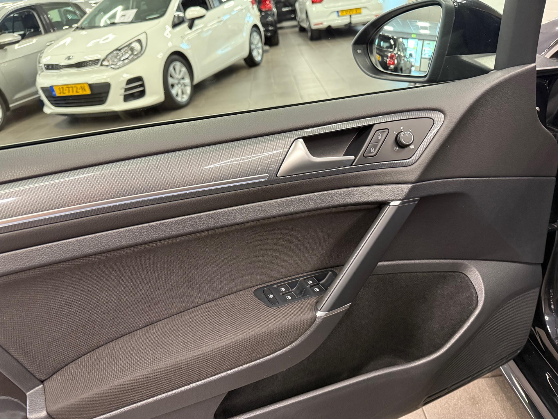 https://www.autokooy.nl//xml/images/46676354-10.JPG