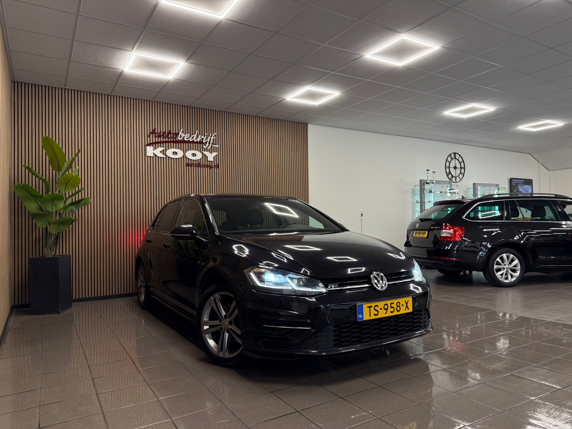 https://www.autokooy.nl//xml/images/46676354-7.JPG