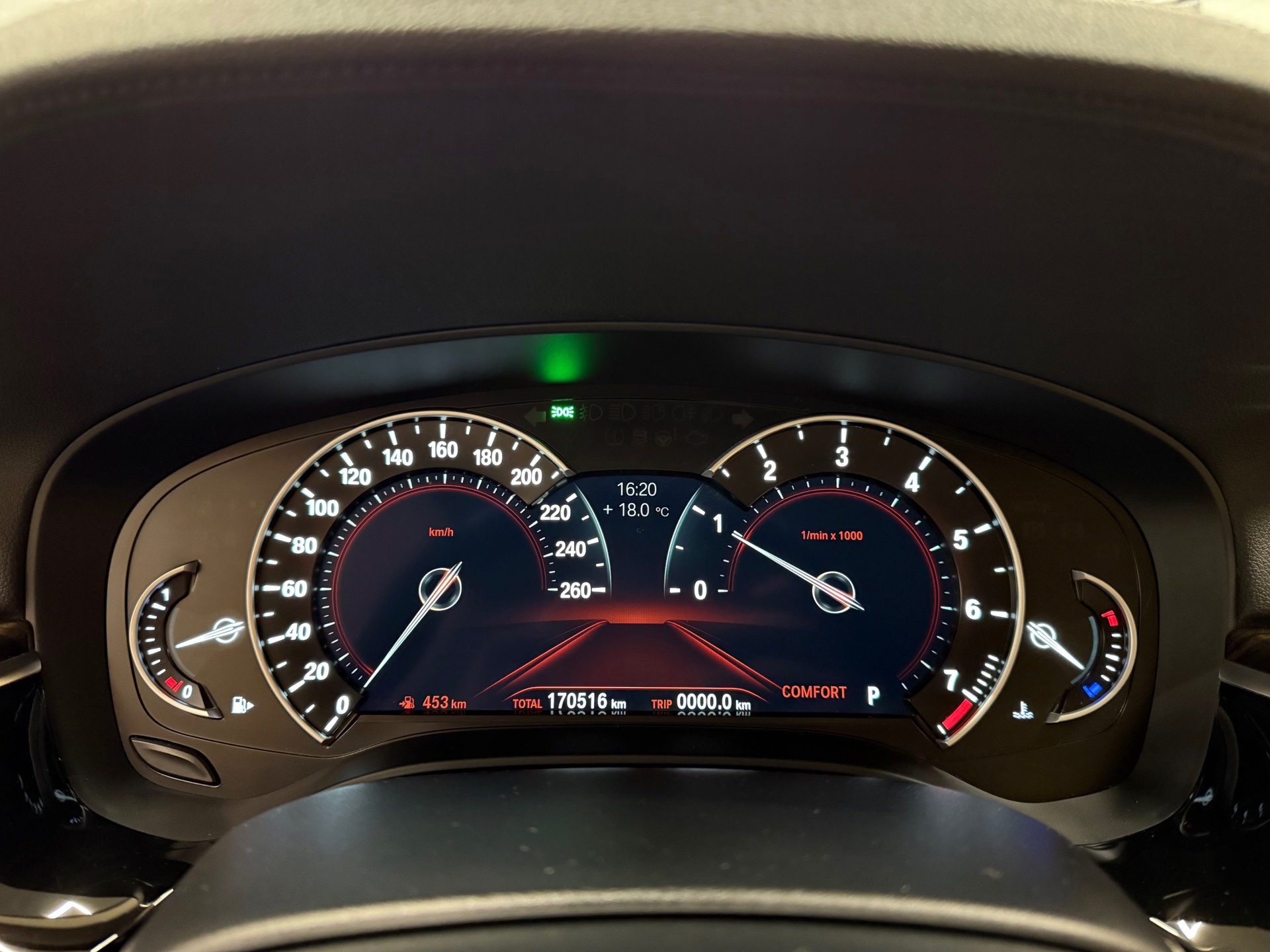 https://www.autokooy.nl//xml/images/46699302-14.JPG