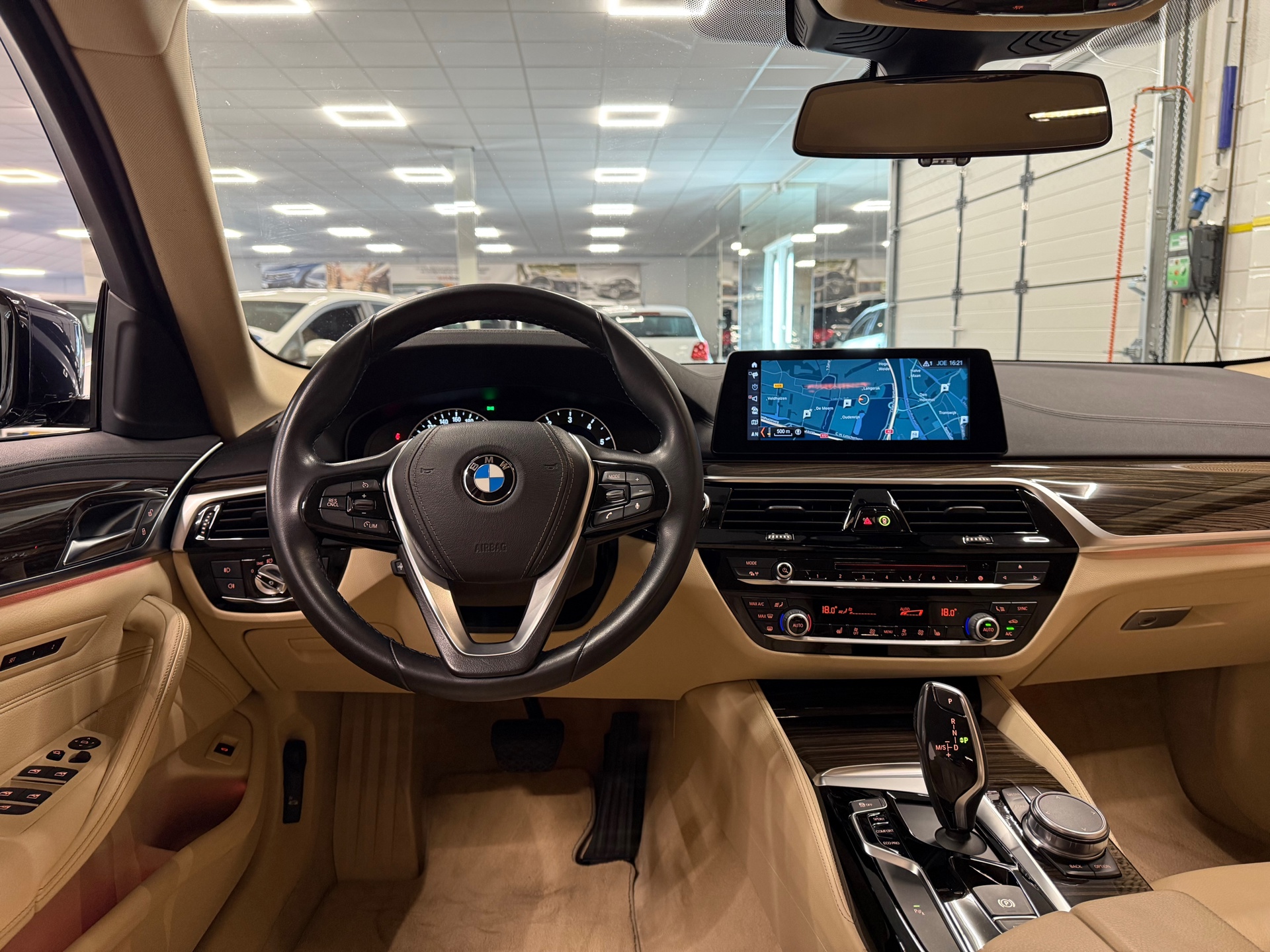 https://www.autokooy.nl//xml/images/46699302-21.JPG