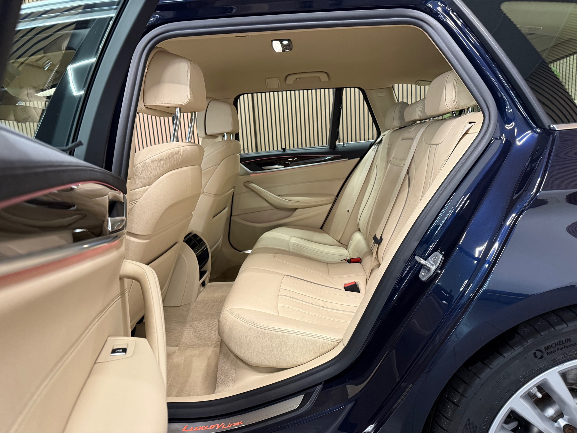https://www.autokooy.nl//xml/images/46699302-22.JPG