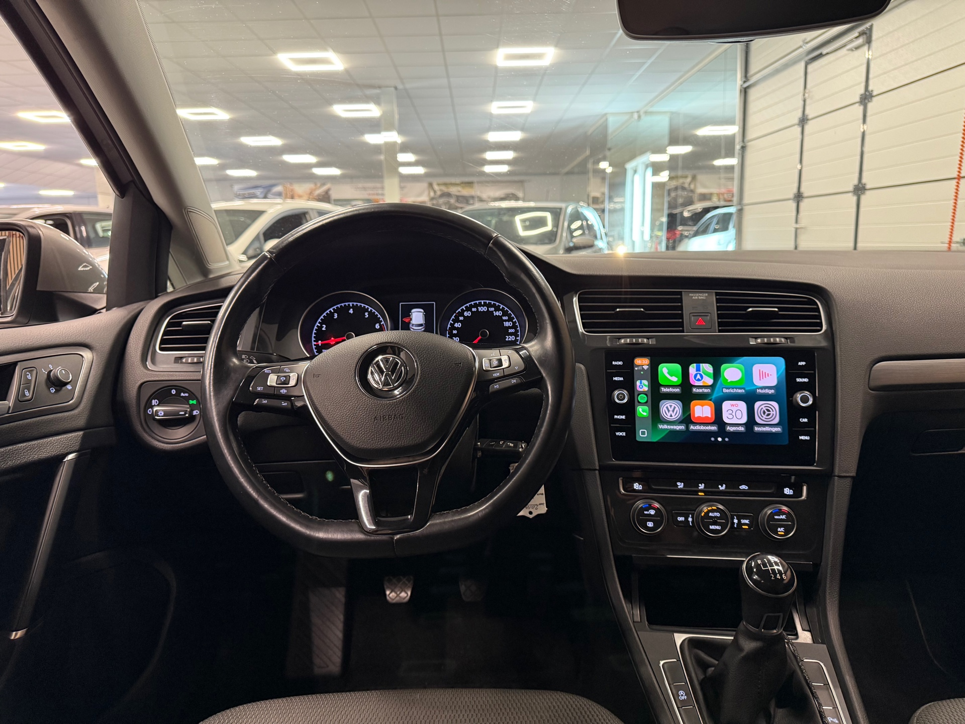 https://www.autokooy.nl//xml/images/46720955-22.JPG