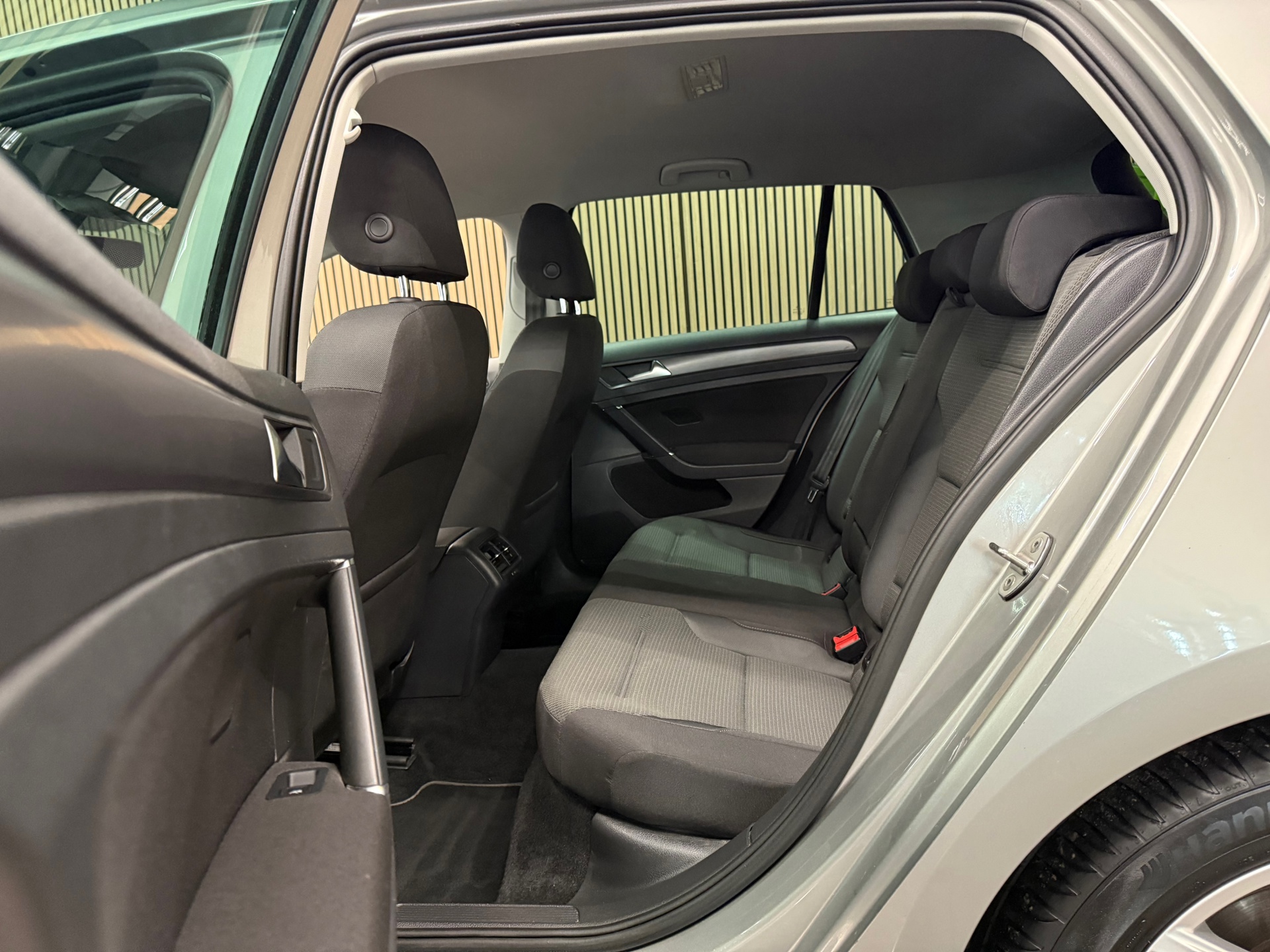 https://www.autokooy.nl//xml/images/46720955-23.JPG