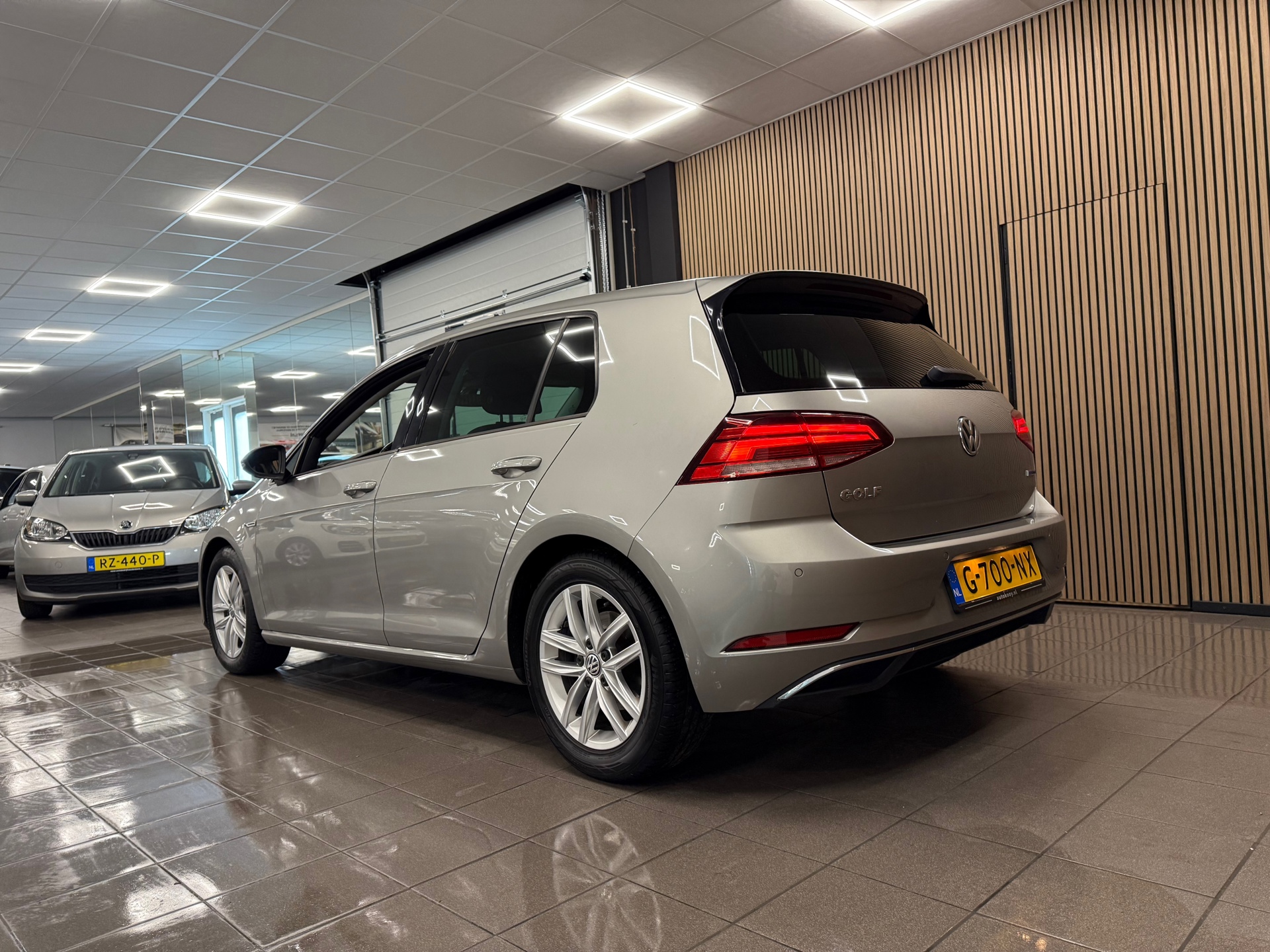 https://www.autokooy.nl//xml/images/46720955-3.JPG