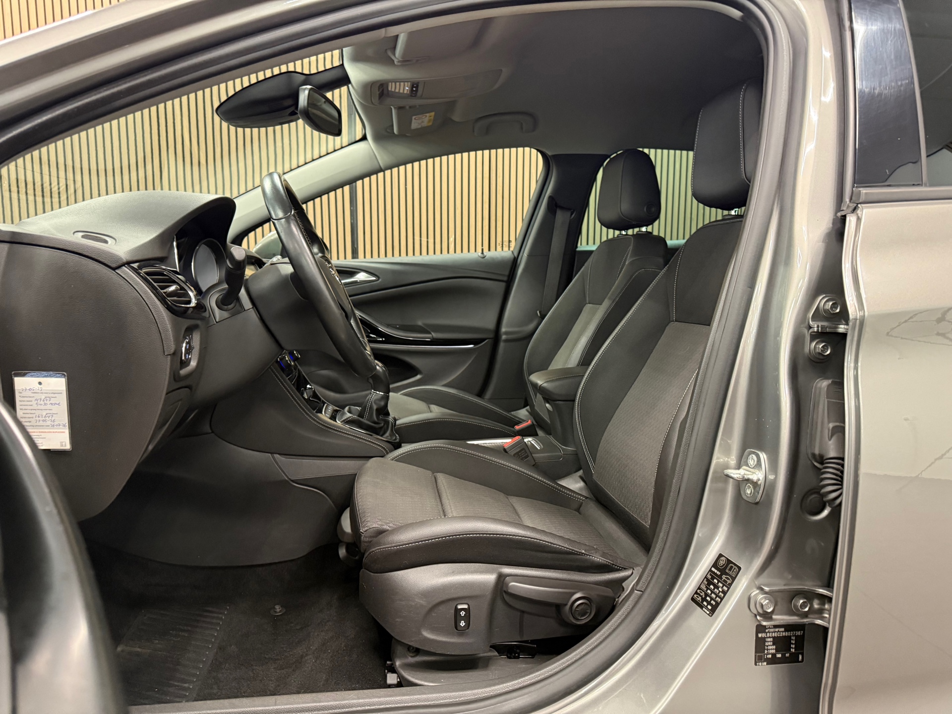 https://www.autokooy.nl//xml/images/46721004-12.JPG