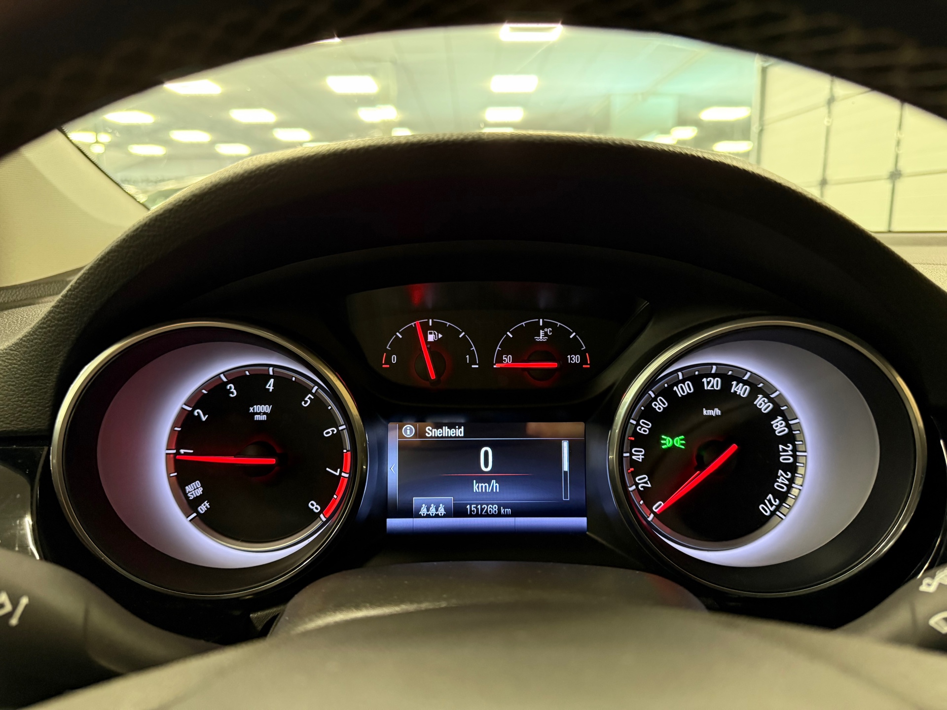 https://www.autokooy.nl//xml/images/46721004-14.JPG