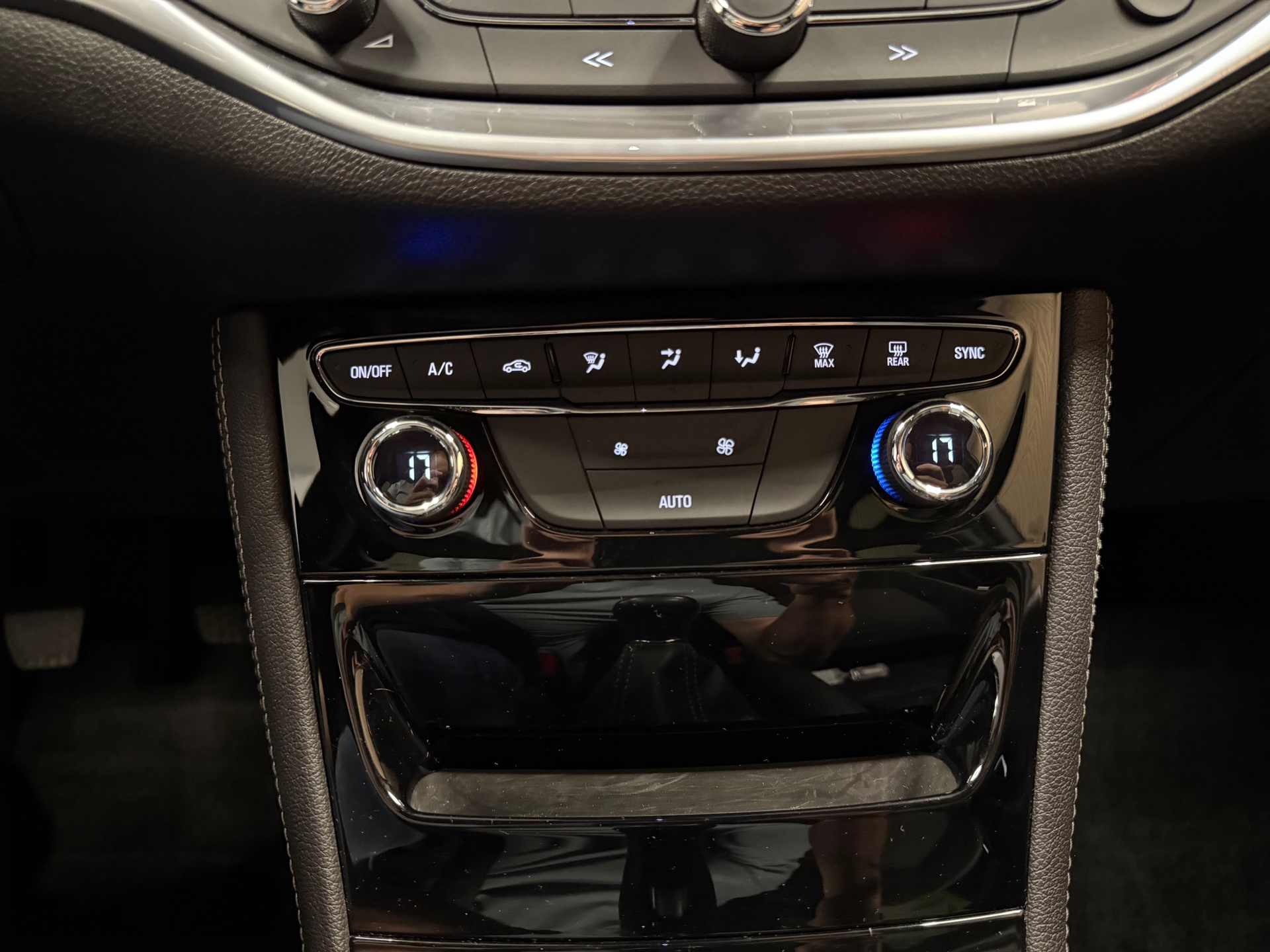 https://www.autokooy.nl//xml/images/46721004-19.JPG