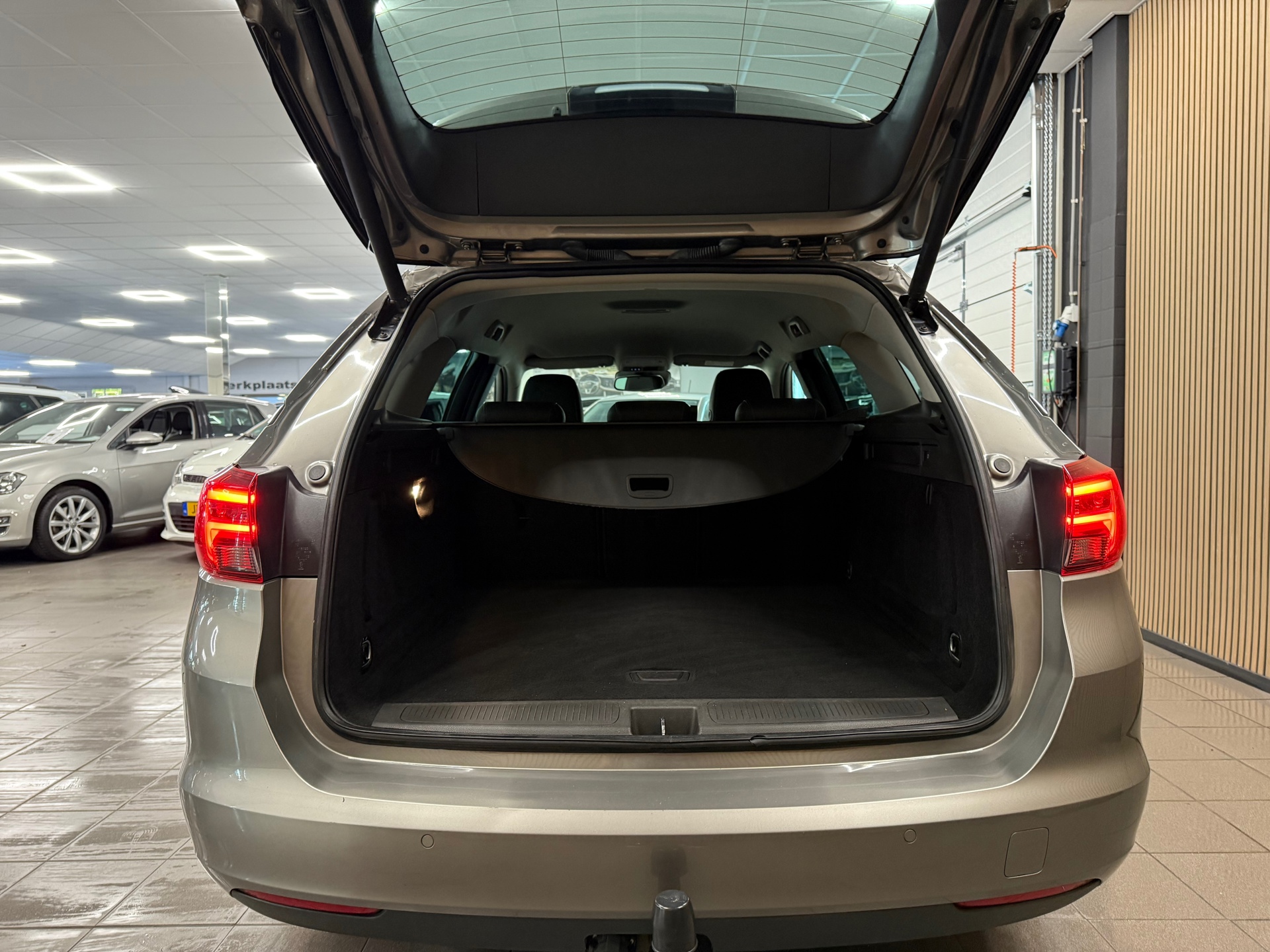 https://www.autokooy.nl//xml/images/46721004-5.JPG