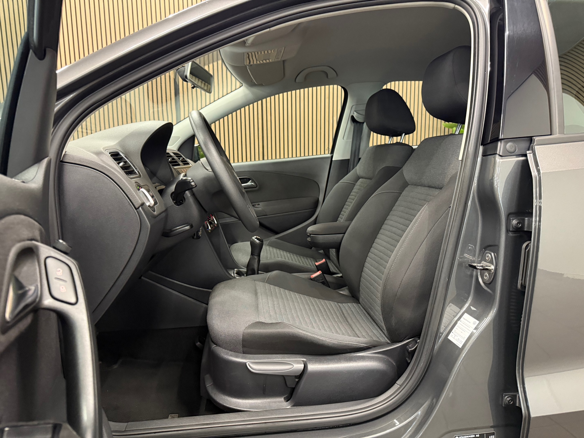 https://www.autokooy.nl//xml/images/46745449-11.JPG