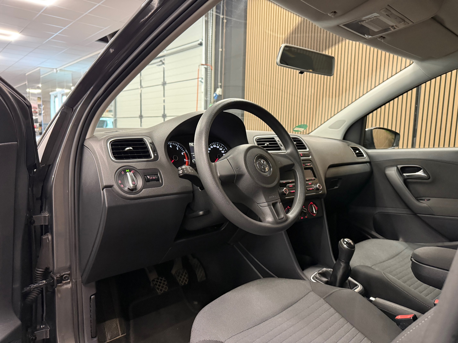https://www.autokooy.nl//xml/images/46745449-12.JPG