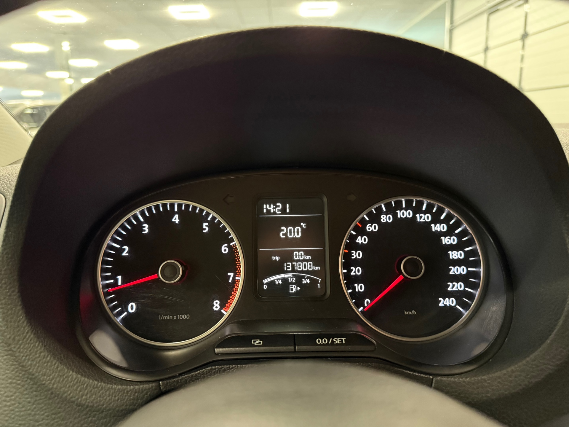 https://www.autokooy.nl//xml/images/46745449-14.JPG