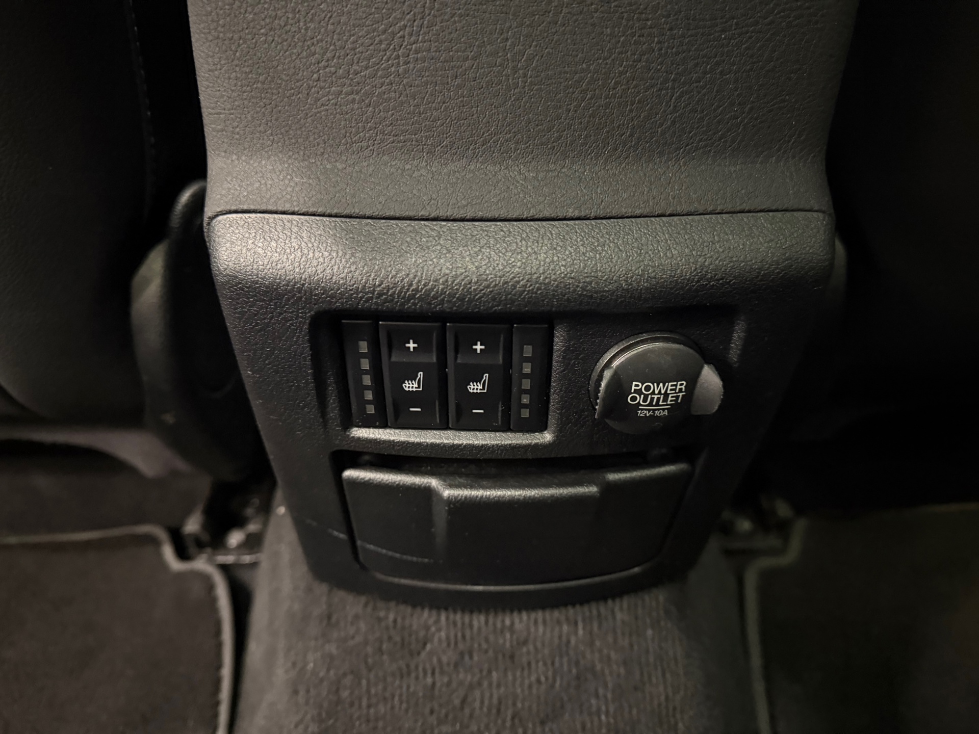 https://www.autokooy.nl//xml/images/46768107-22.JPG