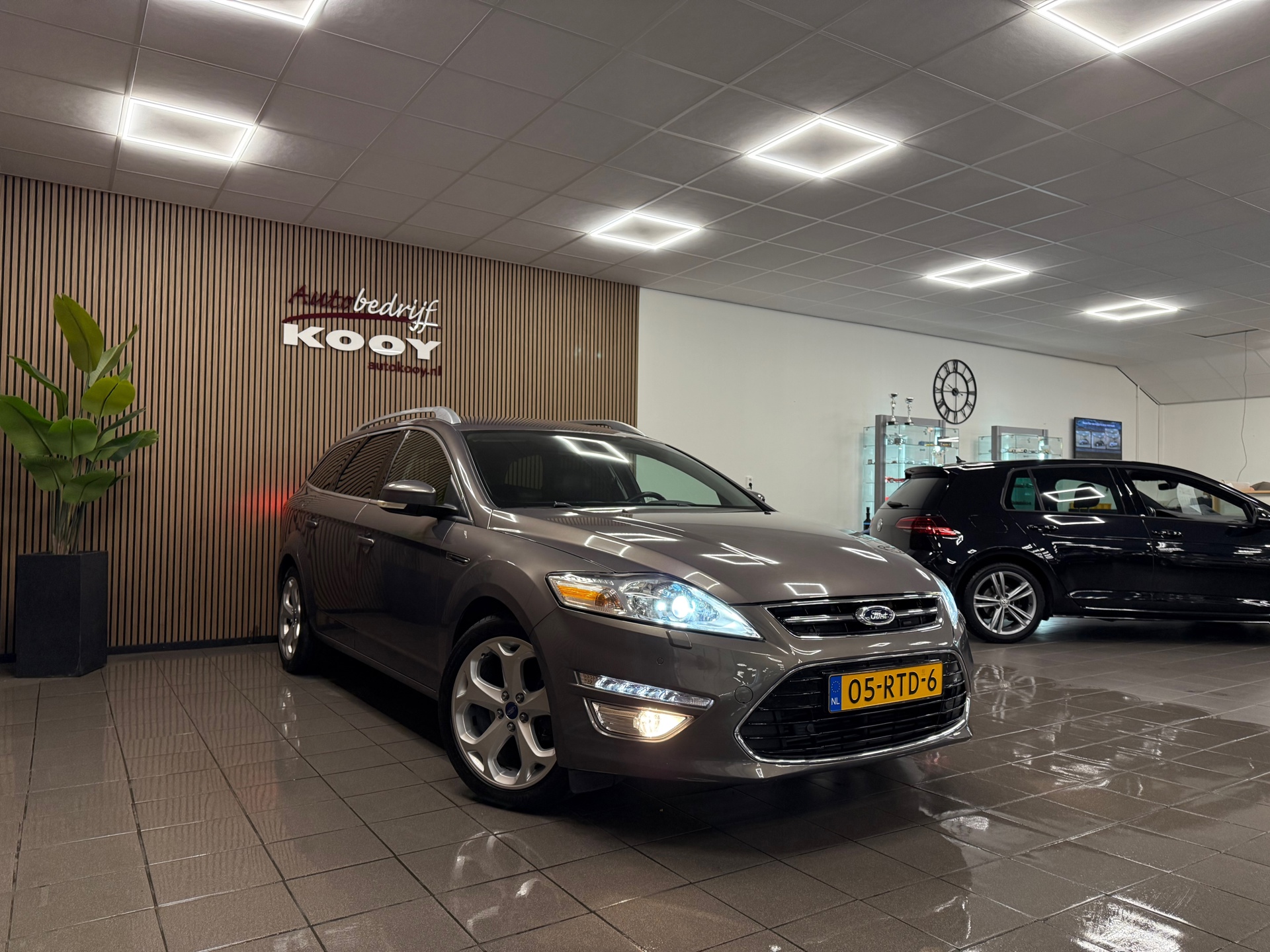 https://www.autokooy.nl//xml/images/46768107-7.JPG