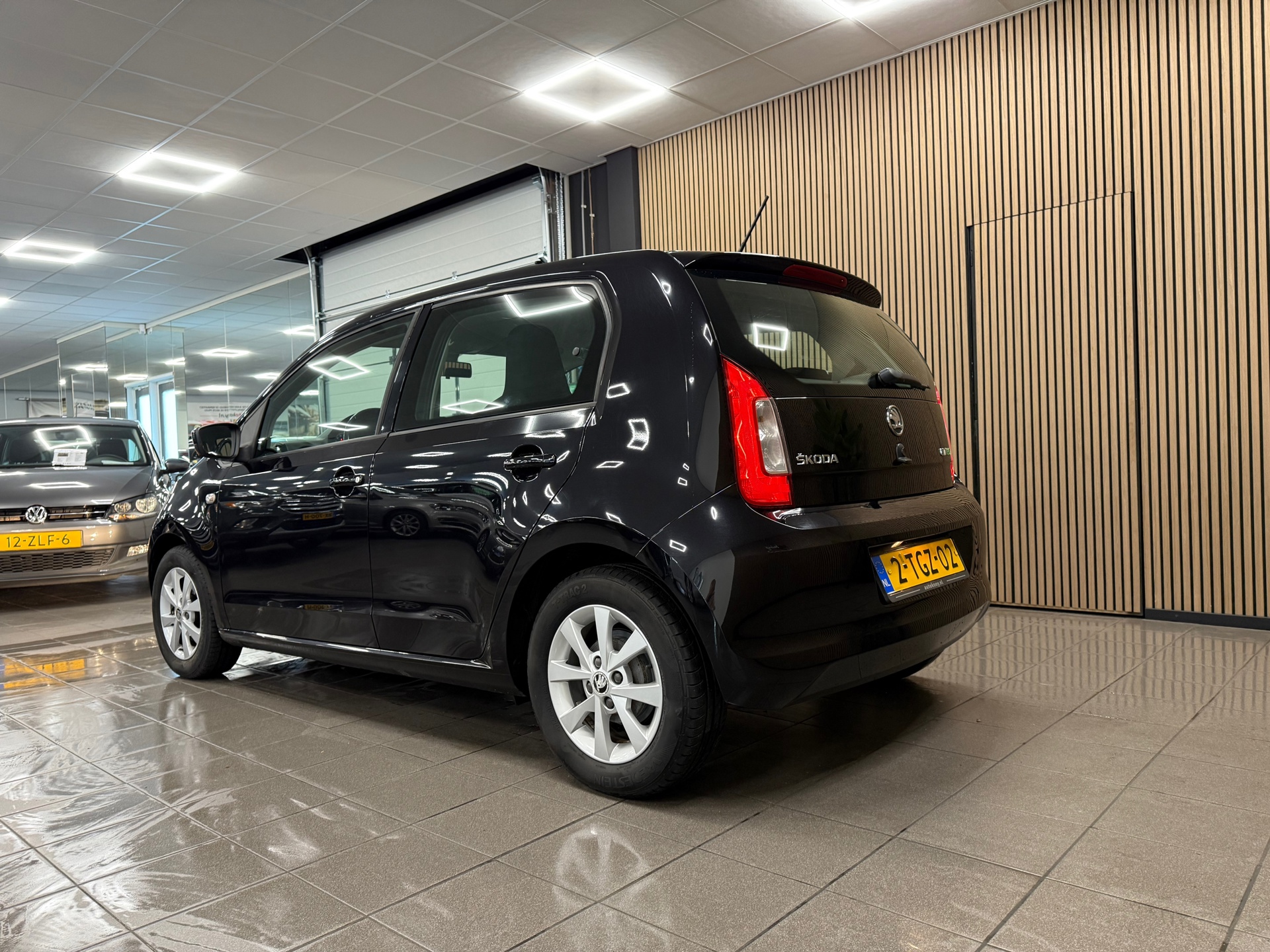 https://www.autokooy.nl//xml/images/46786230-3.JPG